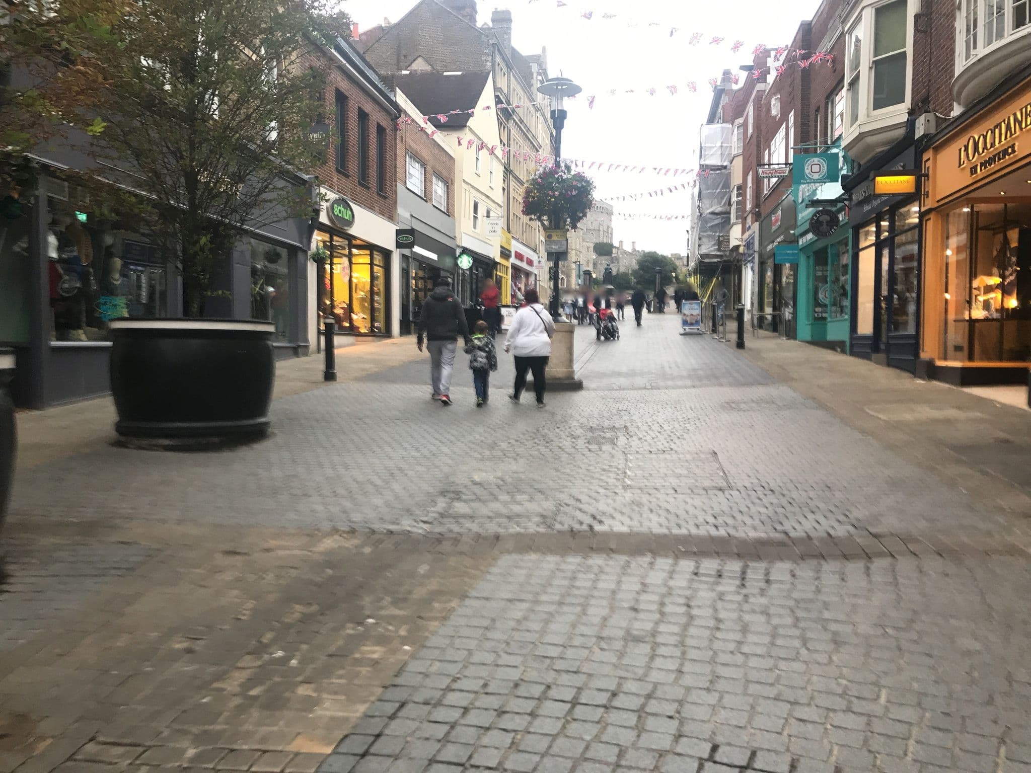 Street view near Goswell House Hotel, Windsor — © geoengtechel (CC BY-SA · Mapillary)