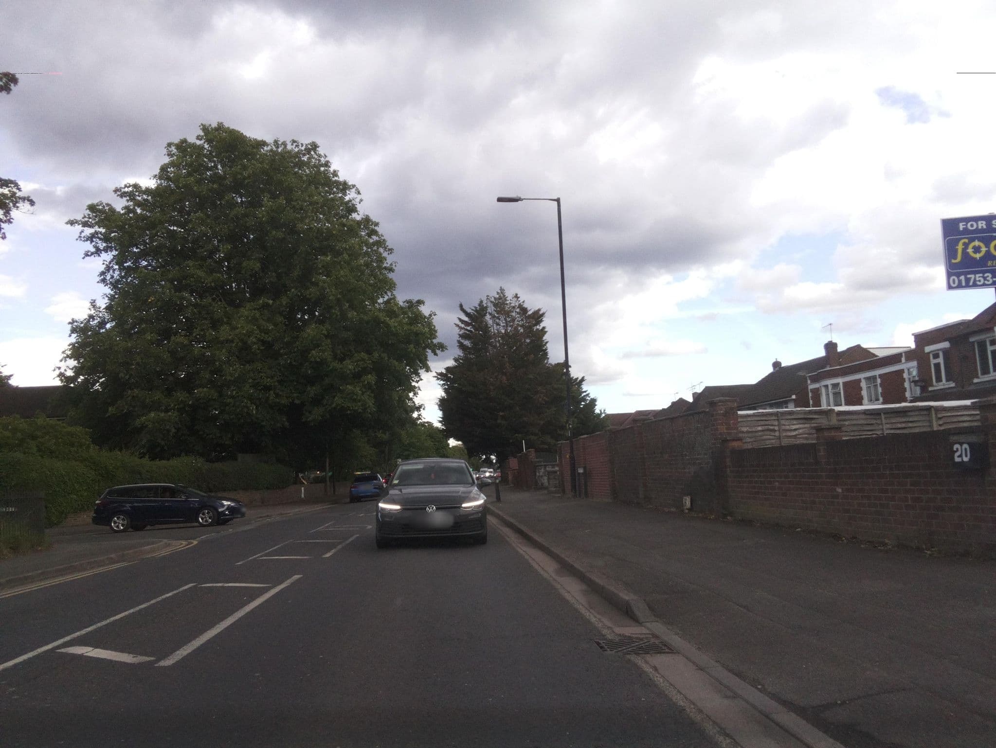 Street view near Clifton Guest House, Slough — © southglos (CC BY-SA · Mapillary)