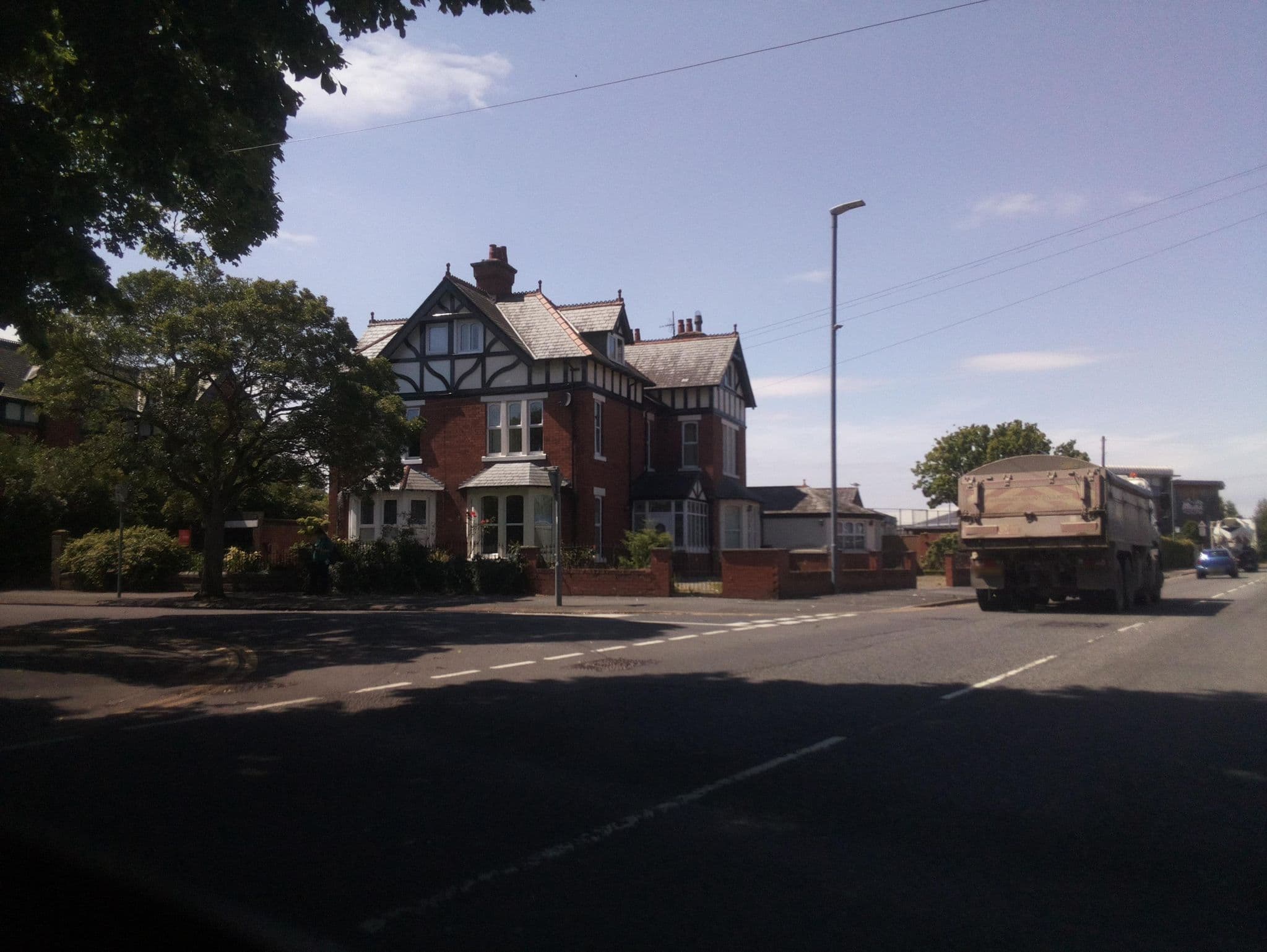 Street view near Fern Lee Guest House, Carlisle — © southglos (CC BY-SA · Mapillary)