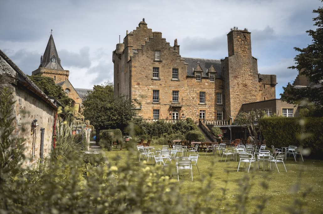 Dornoch Castle Hotel - Whisky Bar & Dining - Takeaway Pizza, Dornoch