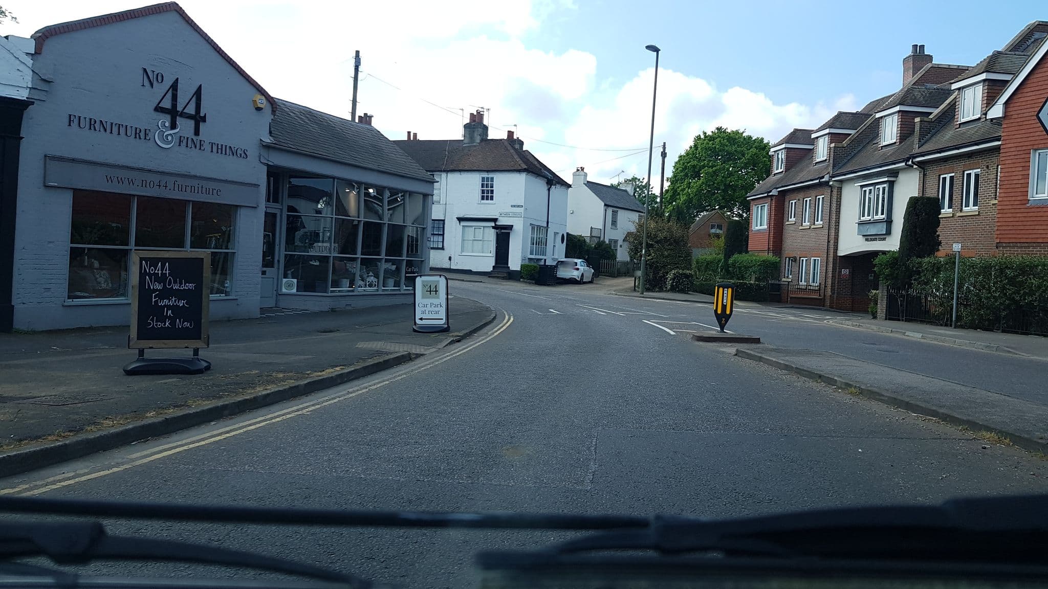 Street view near Cobham Lodge Hotel, Cobham — © richardc (CC BY-SA · Mapillary)