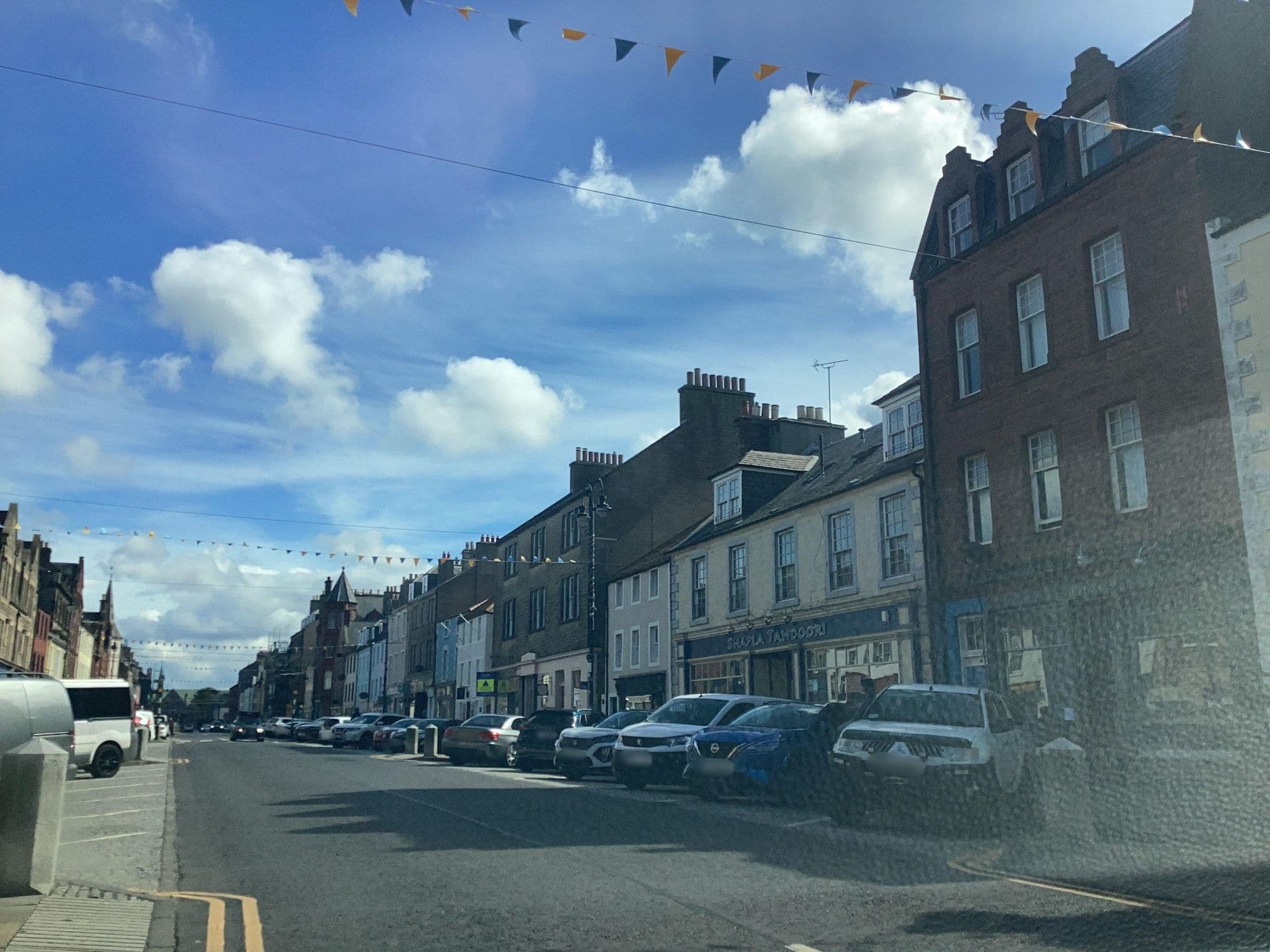 Street view near Castle Hotel, Dunbar — © lucagm (CC BY-SA · Mapillary)