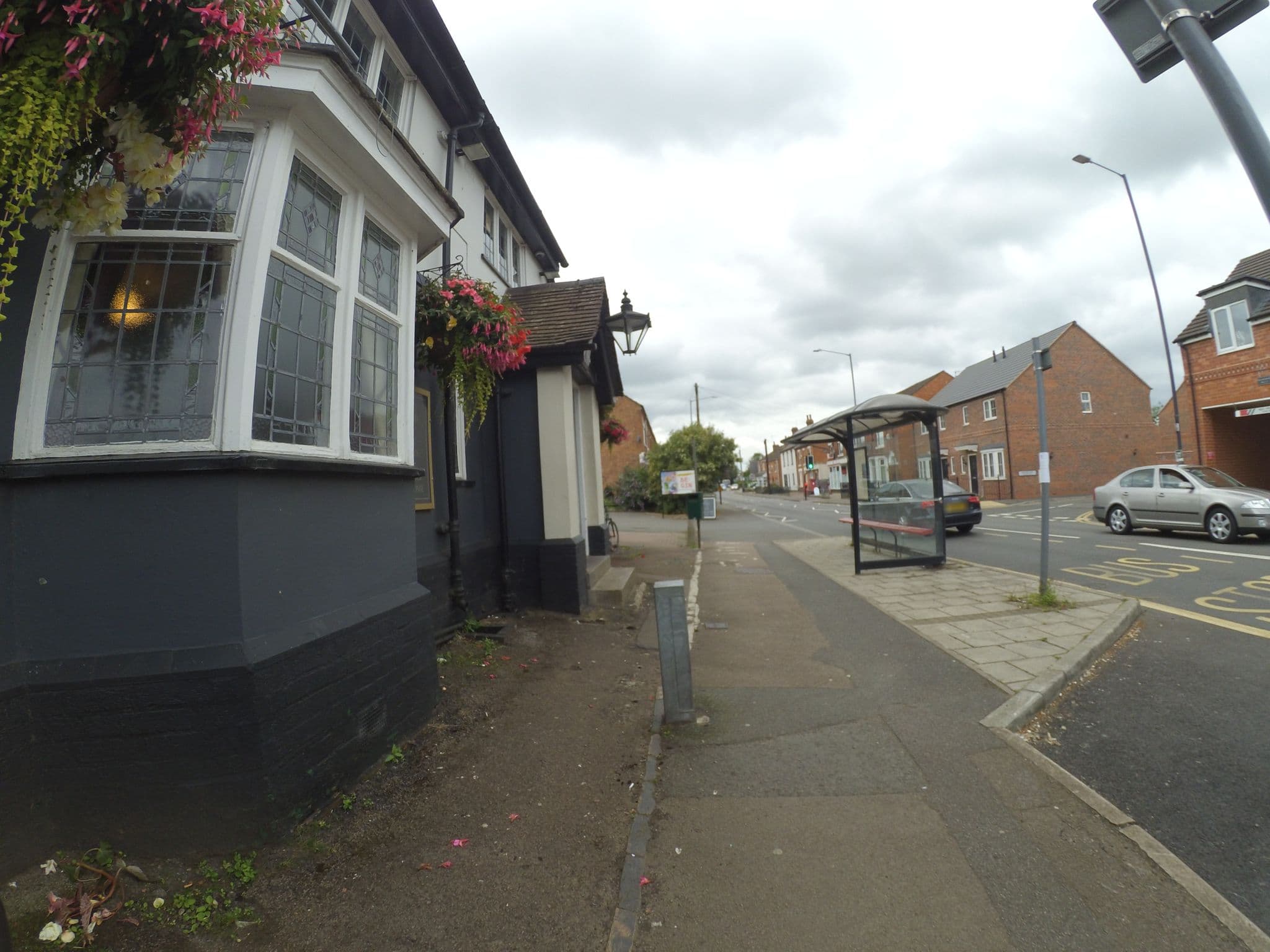 Street view near Black Horse Inn, Rugby — © gness (CC BY-SA · Mapillary)