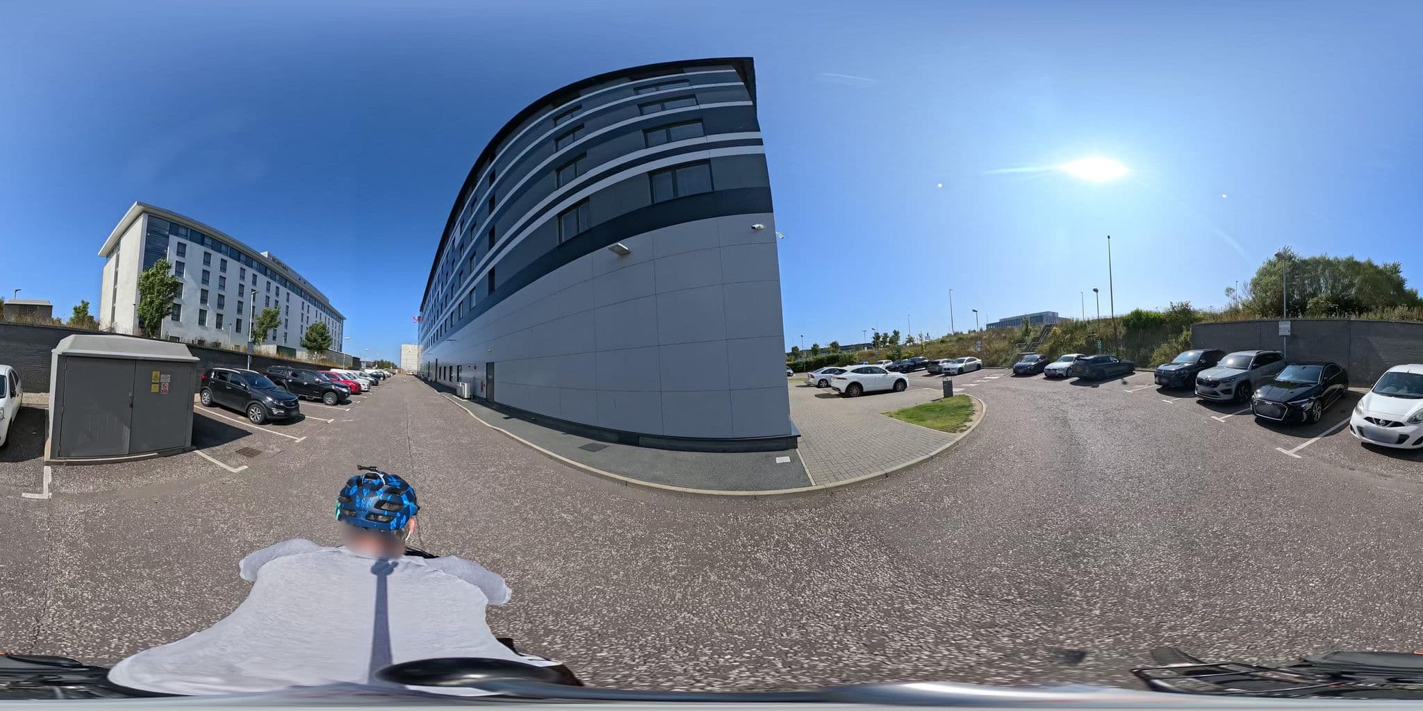 Street view near Moxy Aberdeen Airport, Dyce — © coetserw (CC BY-SA · Mapillary)