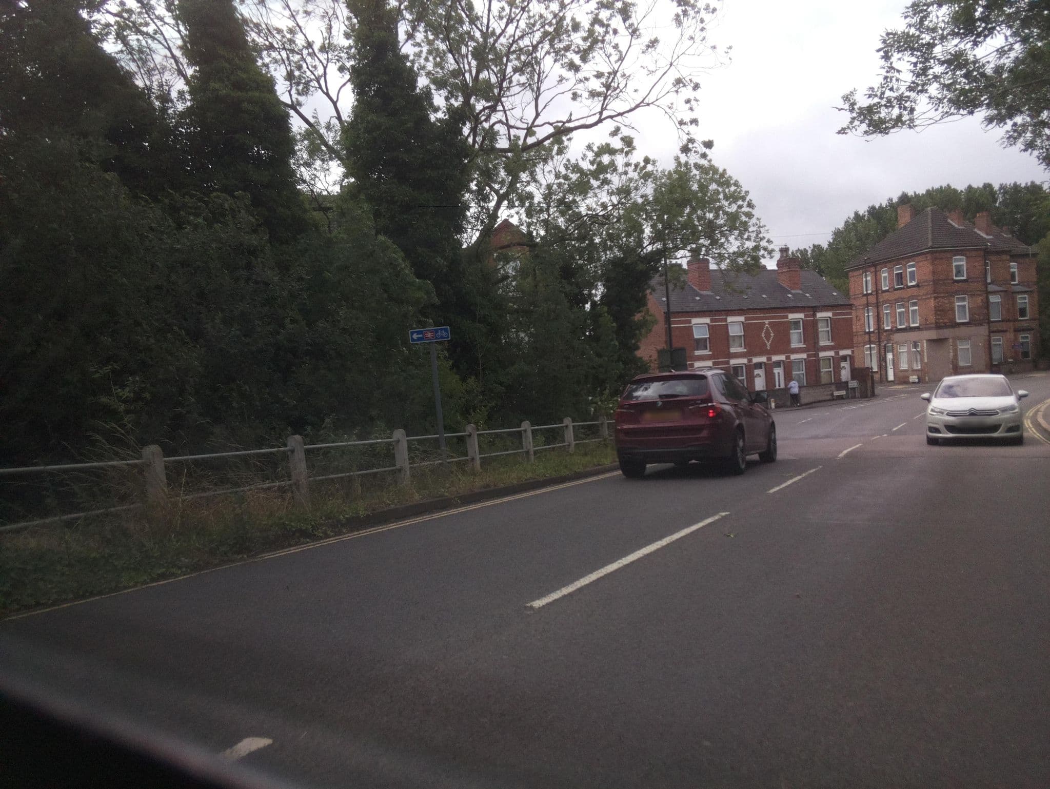 Street view near Dewdrop Inn, Ilkeston — © southglos (CC BY-SA · Mapillary)