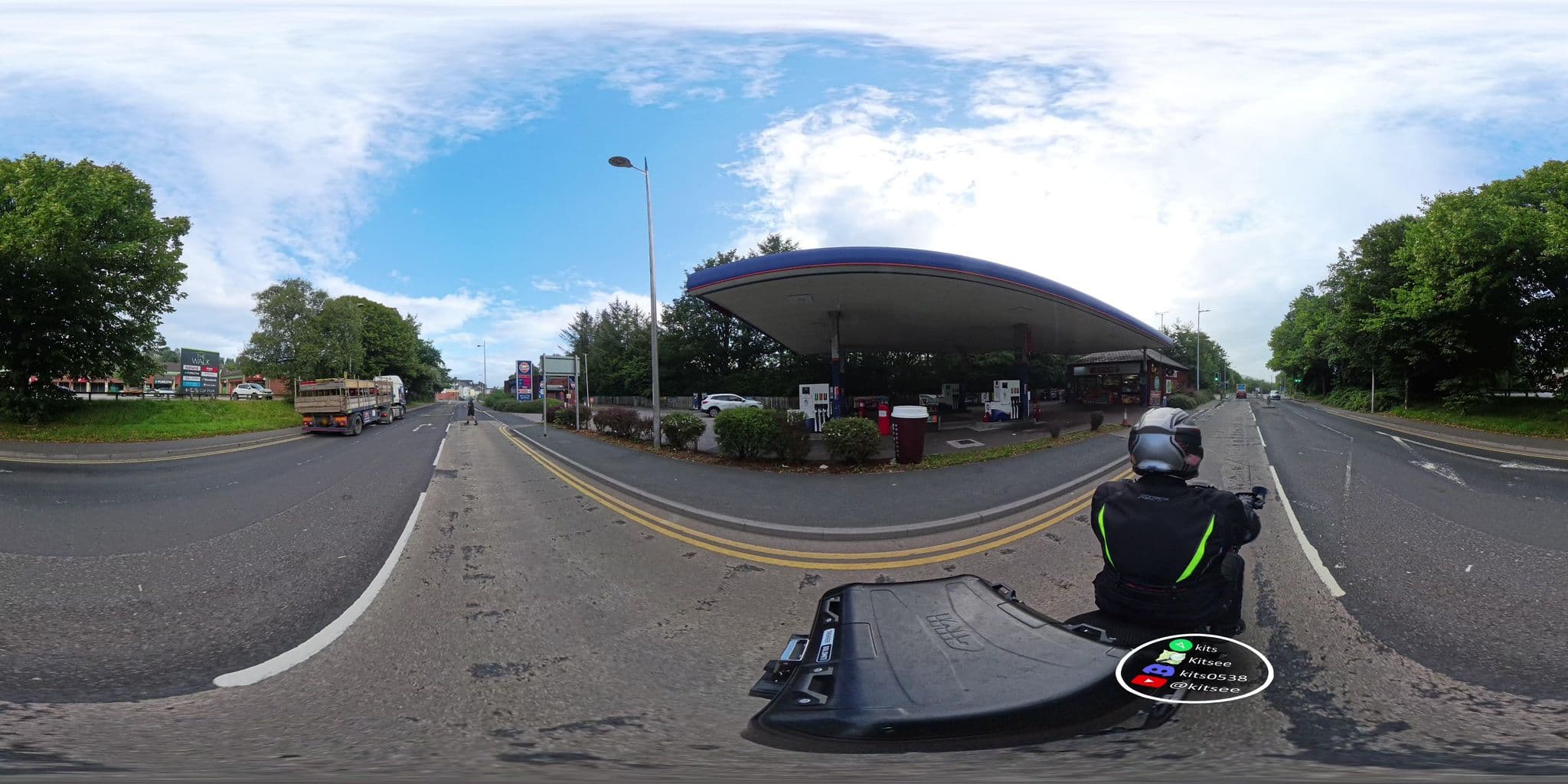 Street view near Reinforce tower, Ebbw Vale — © kits (CC BY-SA · Mapillary)