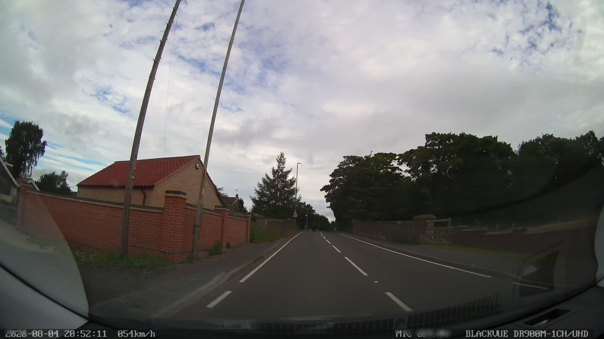 Street view near Acorn cottage, Boughton — © adam2 (CC BY-SA · Mapillary)