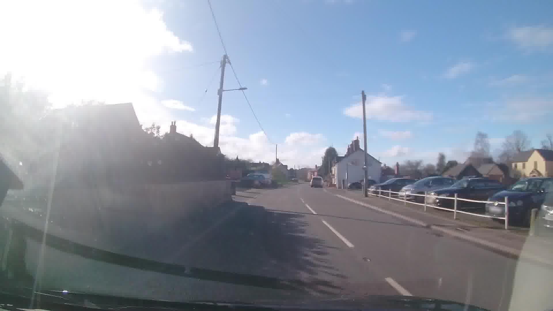 Street view near The Sun Inn, Ellesmere — © trigpoint (CC BY-SA · Mapillary)