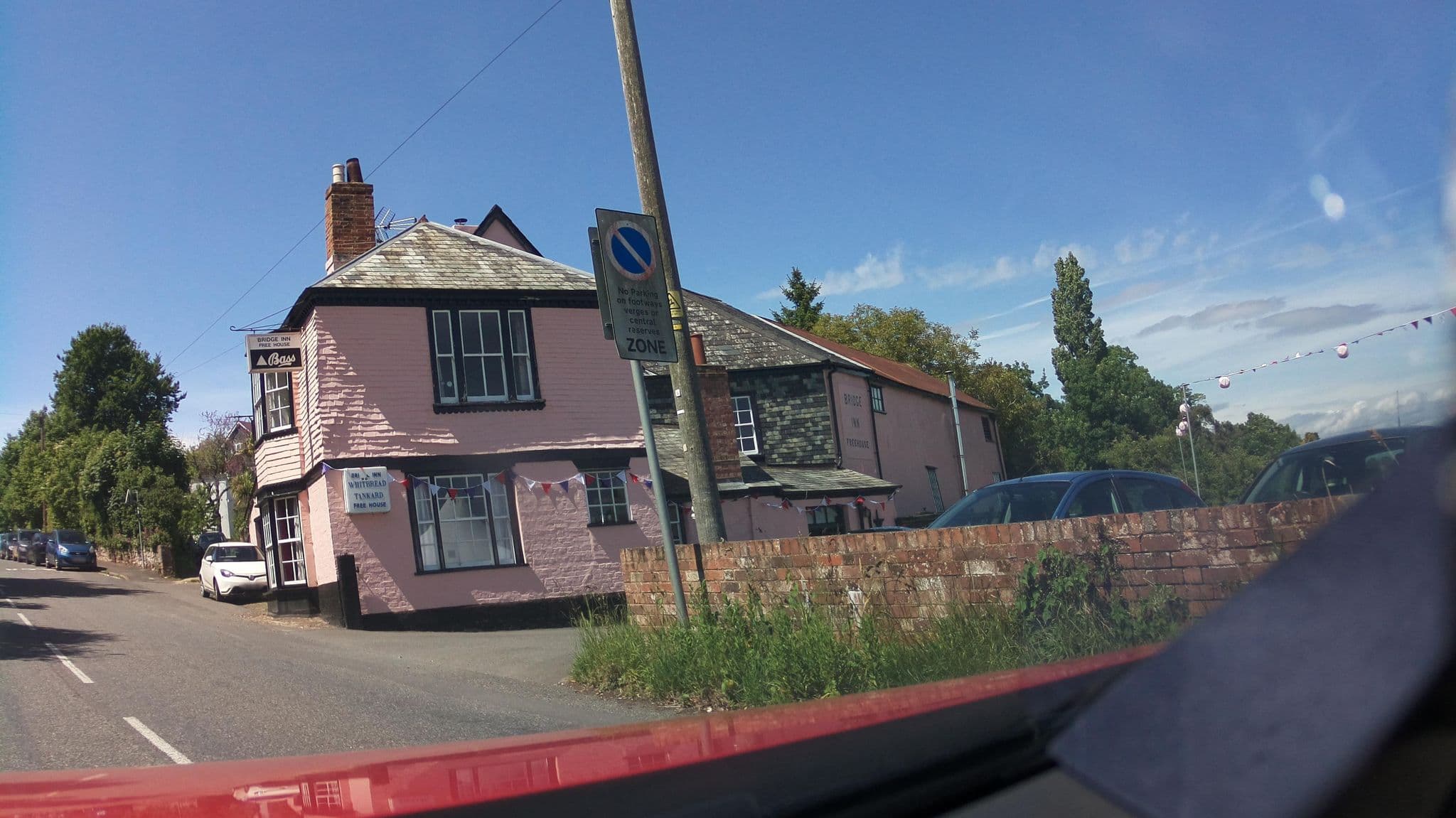 Street view near Bridge Inn, Topsham — © southglos (CC BY-SA · Mapillary)