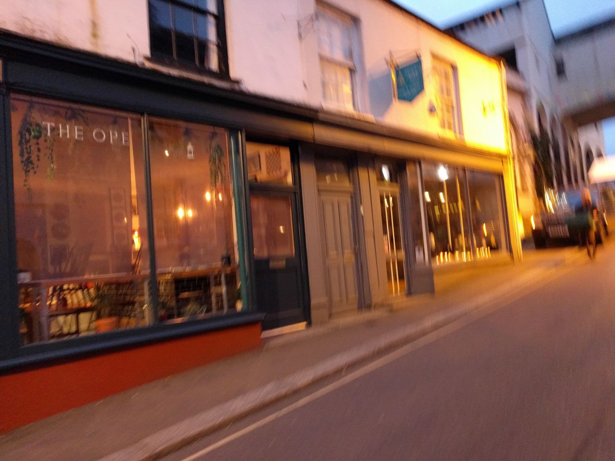 Street view near Star & Garter, Falmouth — © ebel (CC BY-SA · Mapillary)