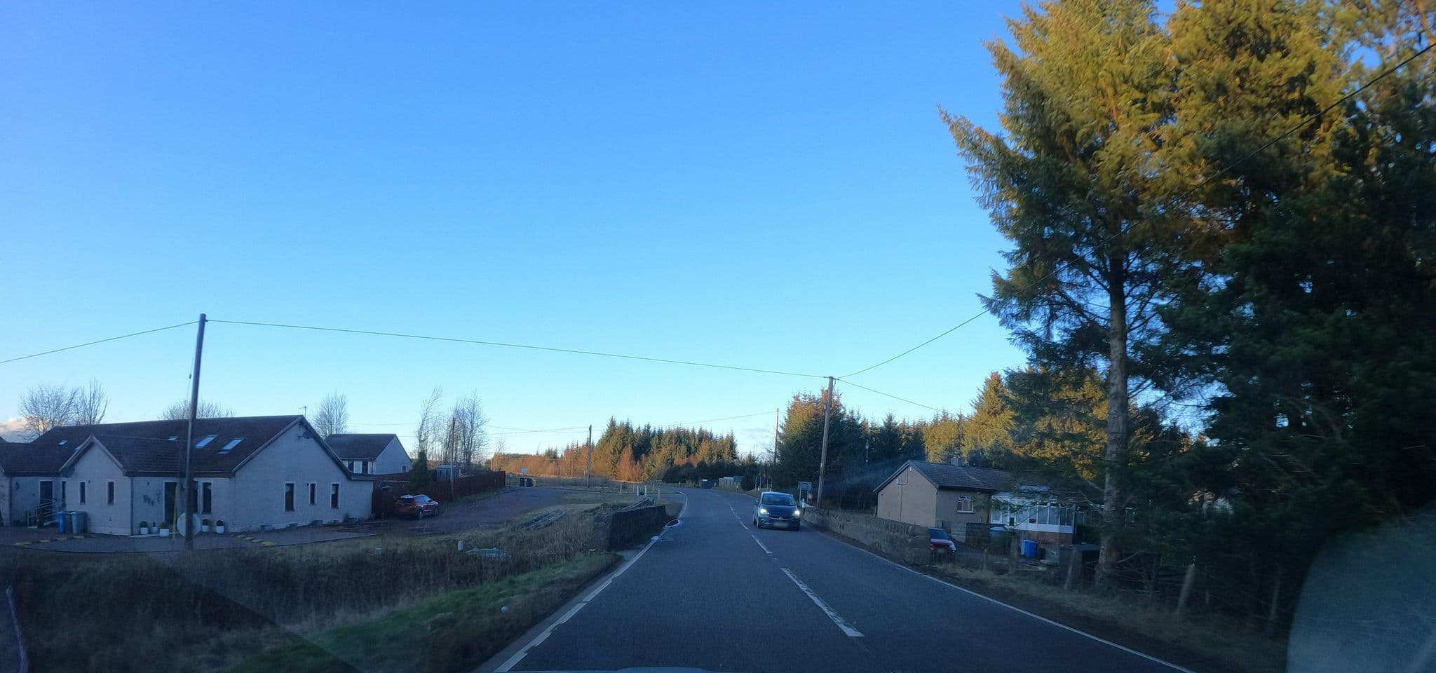 Street view near Manswood Hotel Mansewood, Forth — © hobgoblin (CC BY-SA · Mapillary)