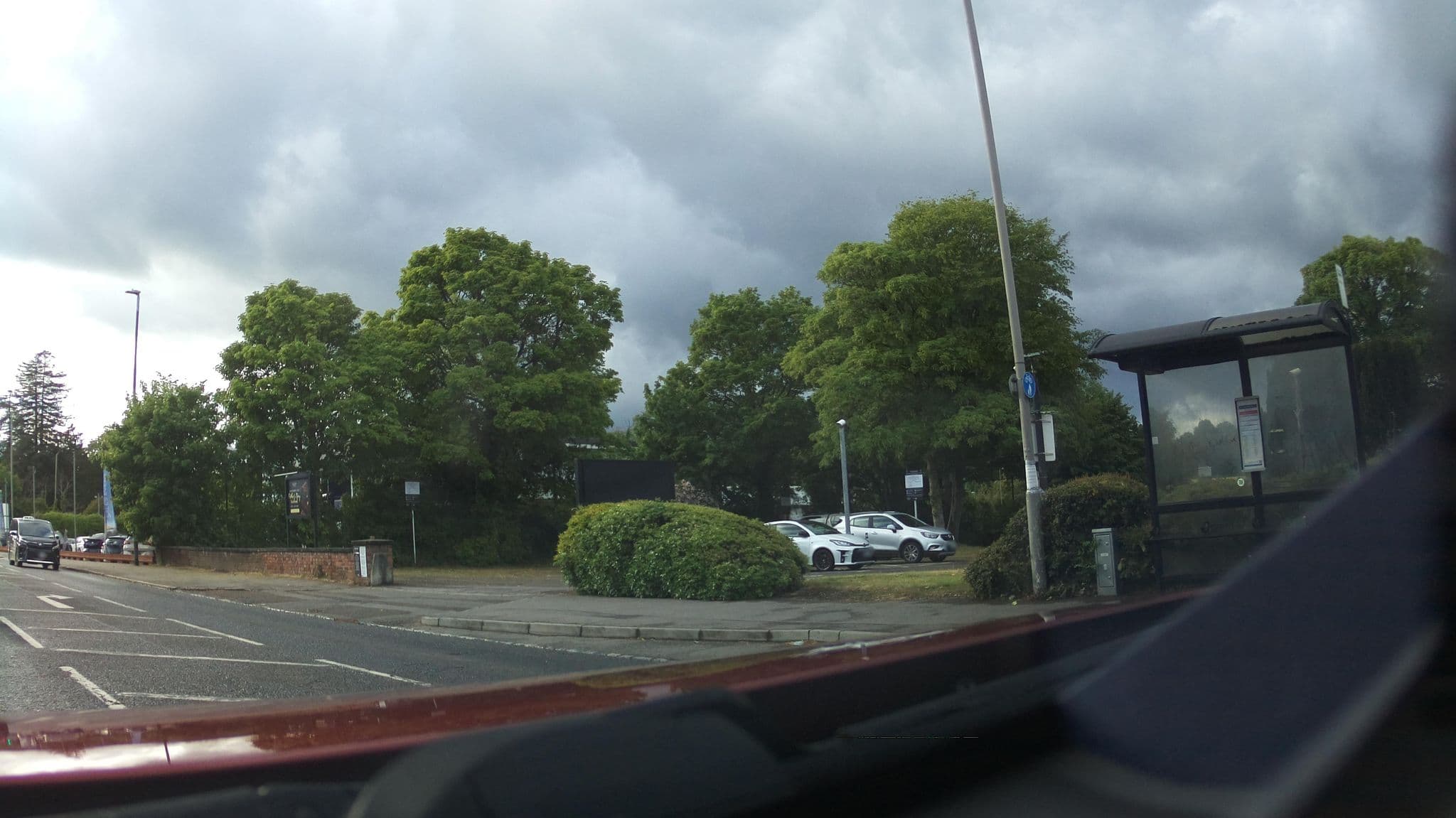 Street view near Dumb Bell Hotel, Taplow — © southglos (CC BY-SA · Mapillary)