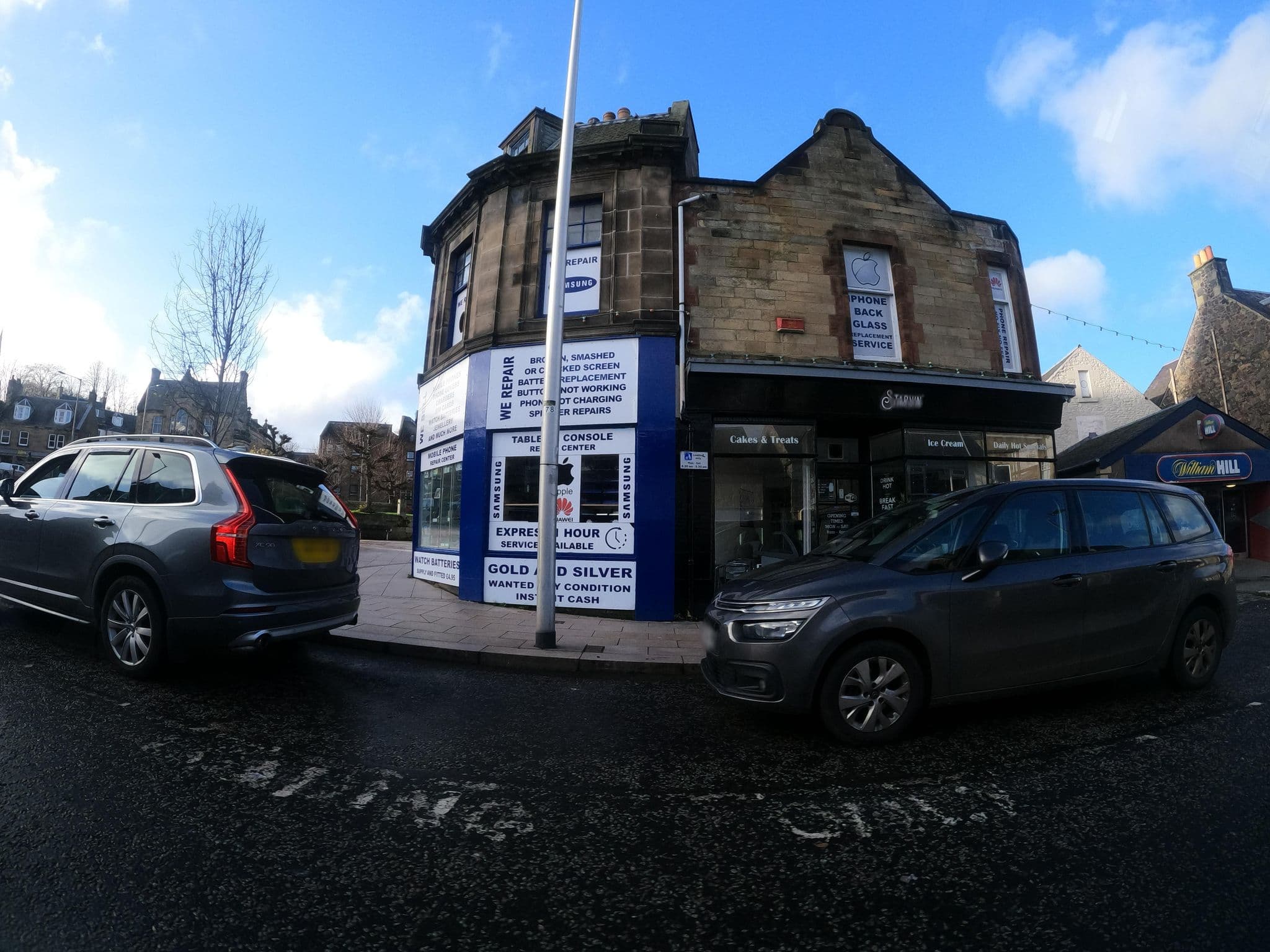Street view near The Auld Mill Inn, Galashiels — © hobgoblin (CC BY-SA · Mapillary)