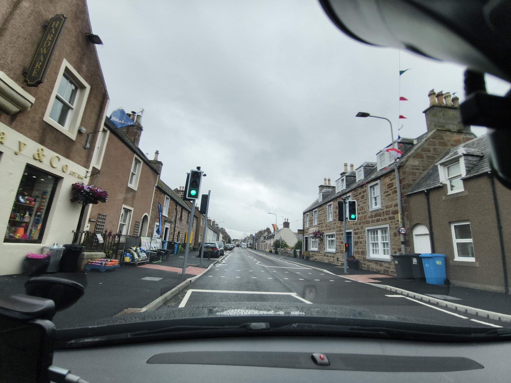 Street view near Rosedene B&B, Golspie — © xdTAGCLAN (CC BY-SA · Mapillary)