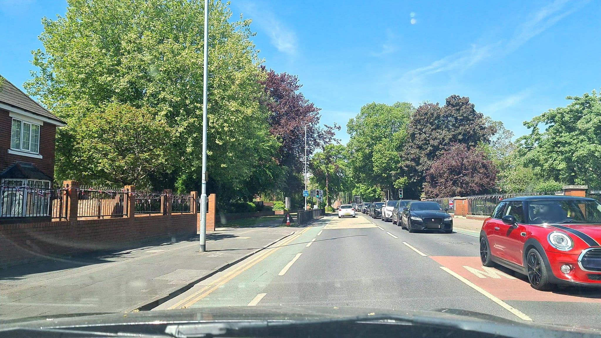 Street view near Clifton Hotel, Goole — © mappo2 (CC BY-SA · Mapillary)