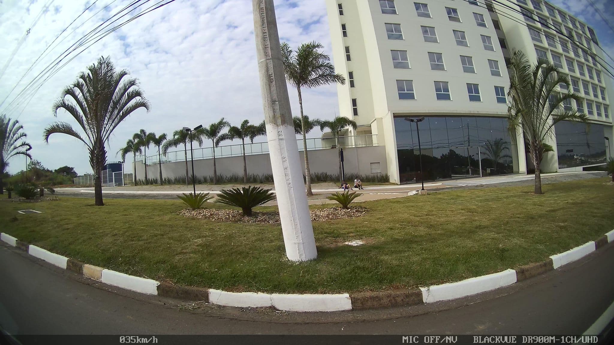 Street view near Sleep Inn Paulínia, Paulínia — © kaart5 (CC BY-SA · Mapillary)
