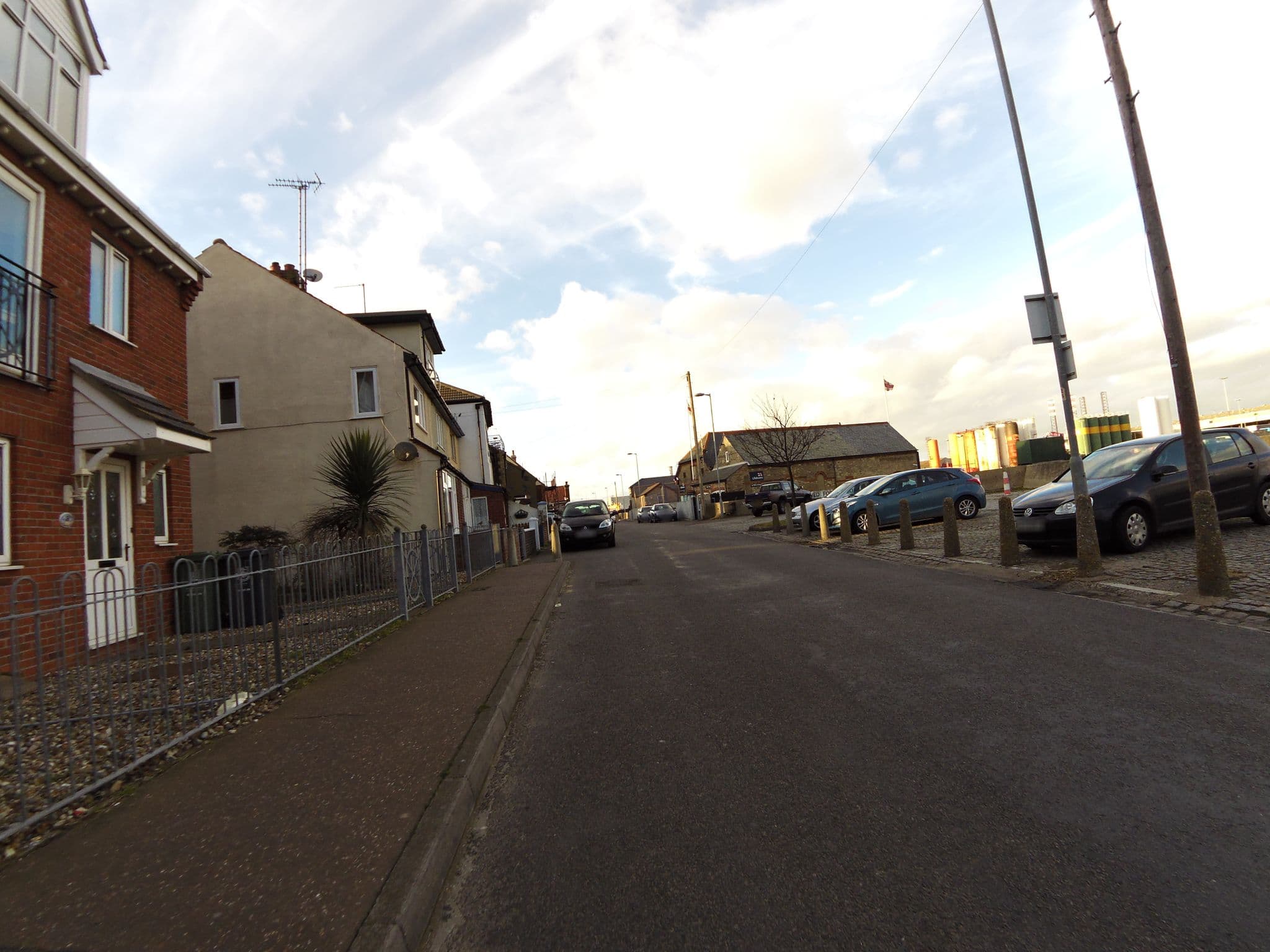Street view near River Quay - Entire Place, Gorleston-on-Sea — © smsm1 (CC BY-SA · Mapillary)