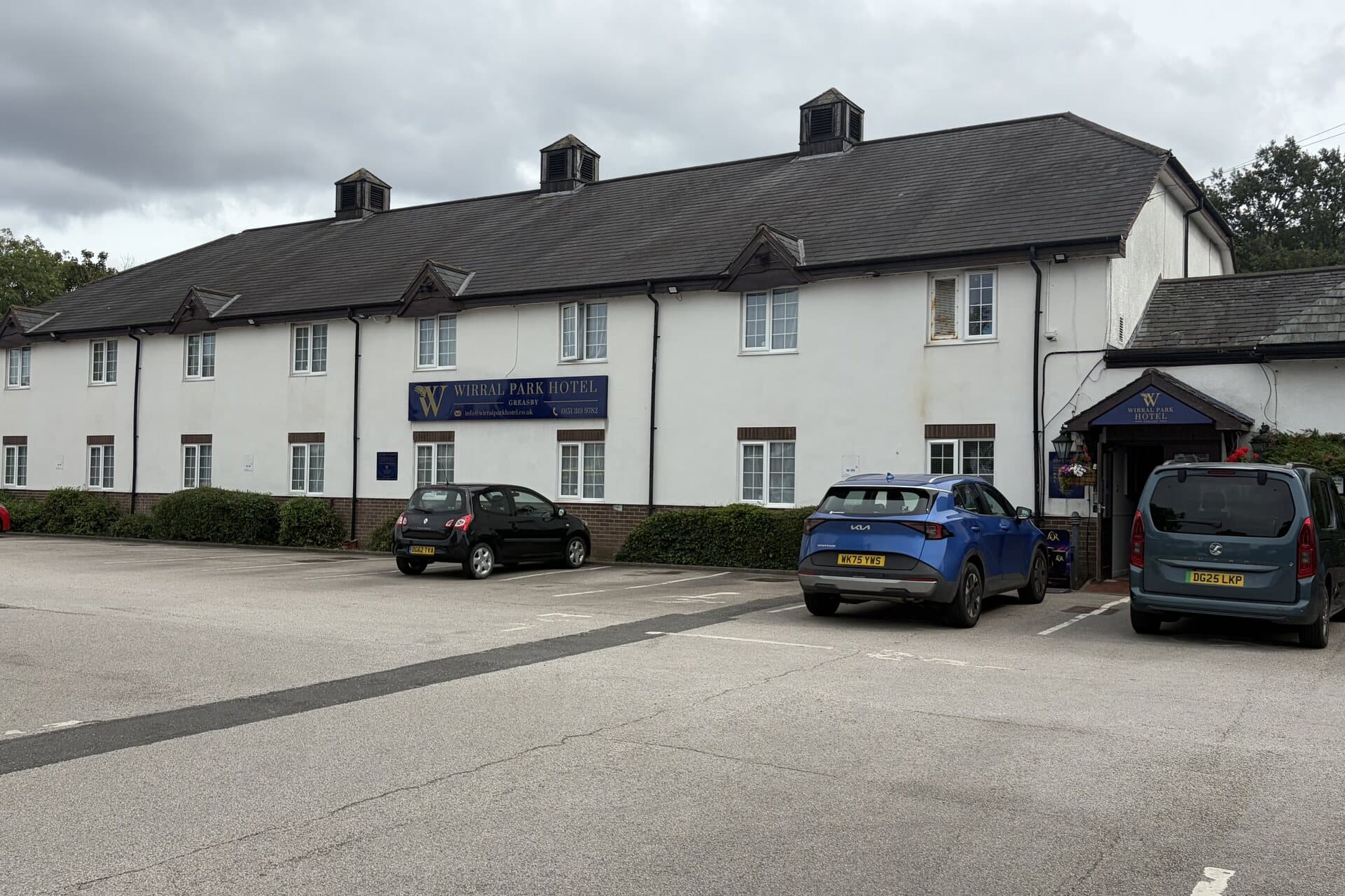 Wirral Park Hotel, Greasby