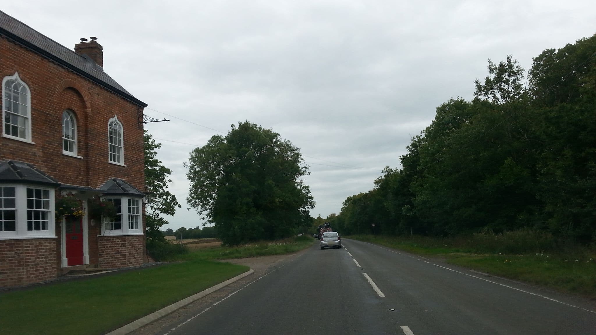 Street view near The Red House, Longstowe, Great Gransden — © adam2 (CC BY-SA · Mapillary)