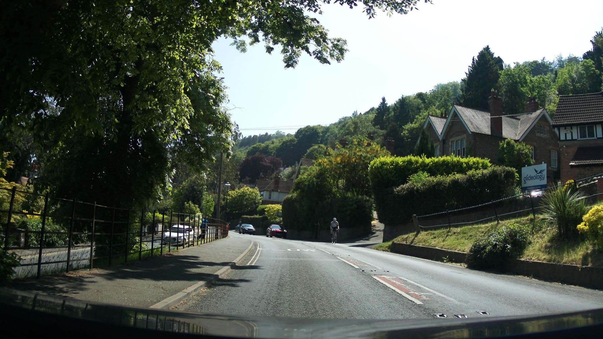 Street view near Railway Inn, Great Malvern — © southglos (CC BY-SA · Mapillary)