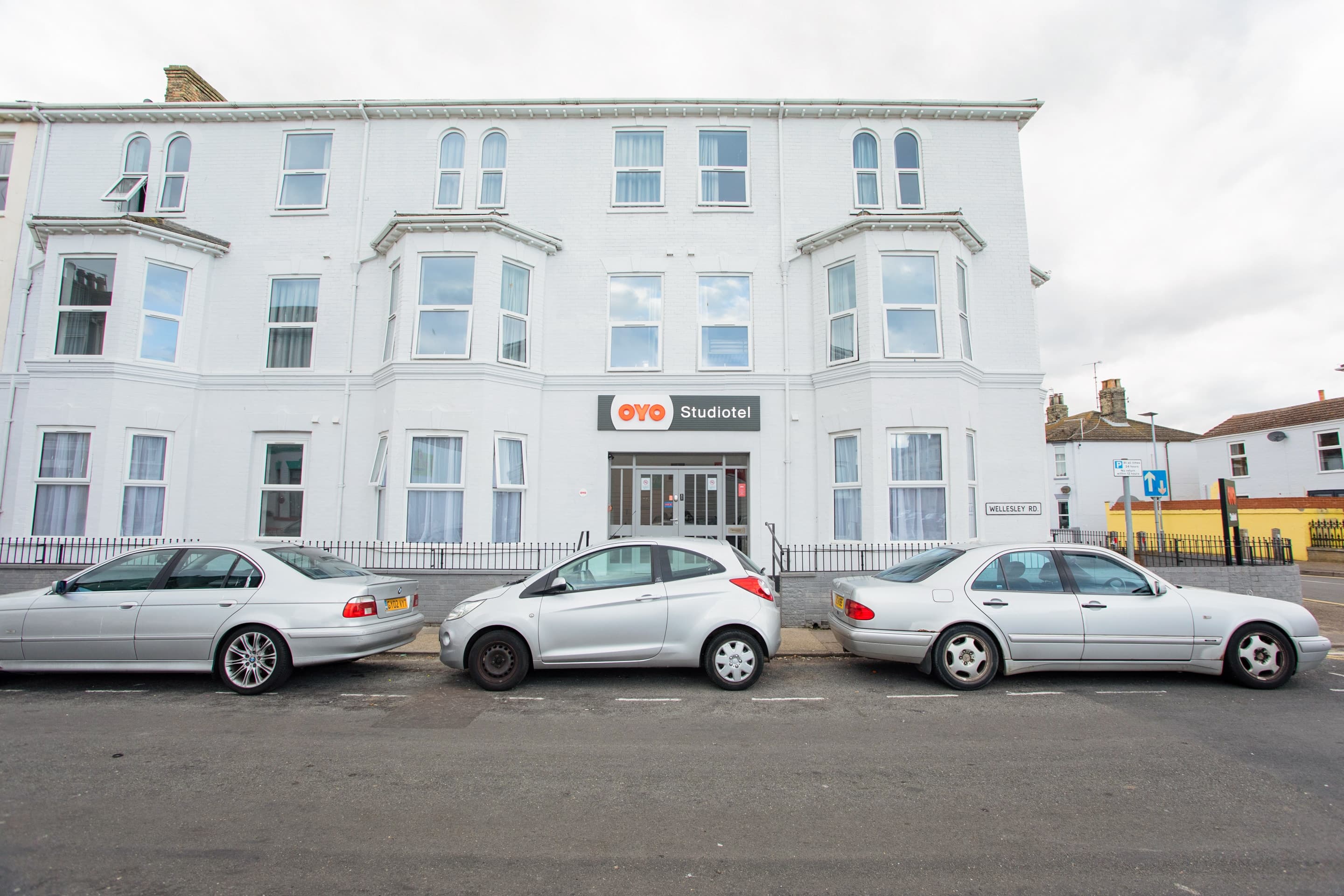 OYO Studiotel GY - Modern Hotel Apartments, Great Yarmouth
