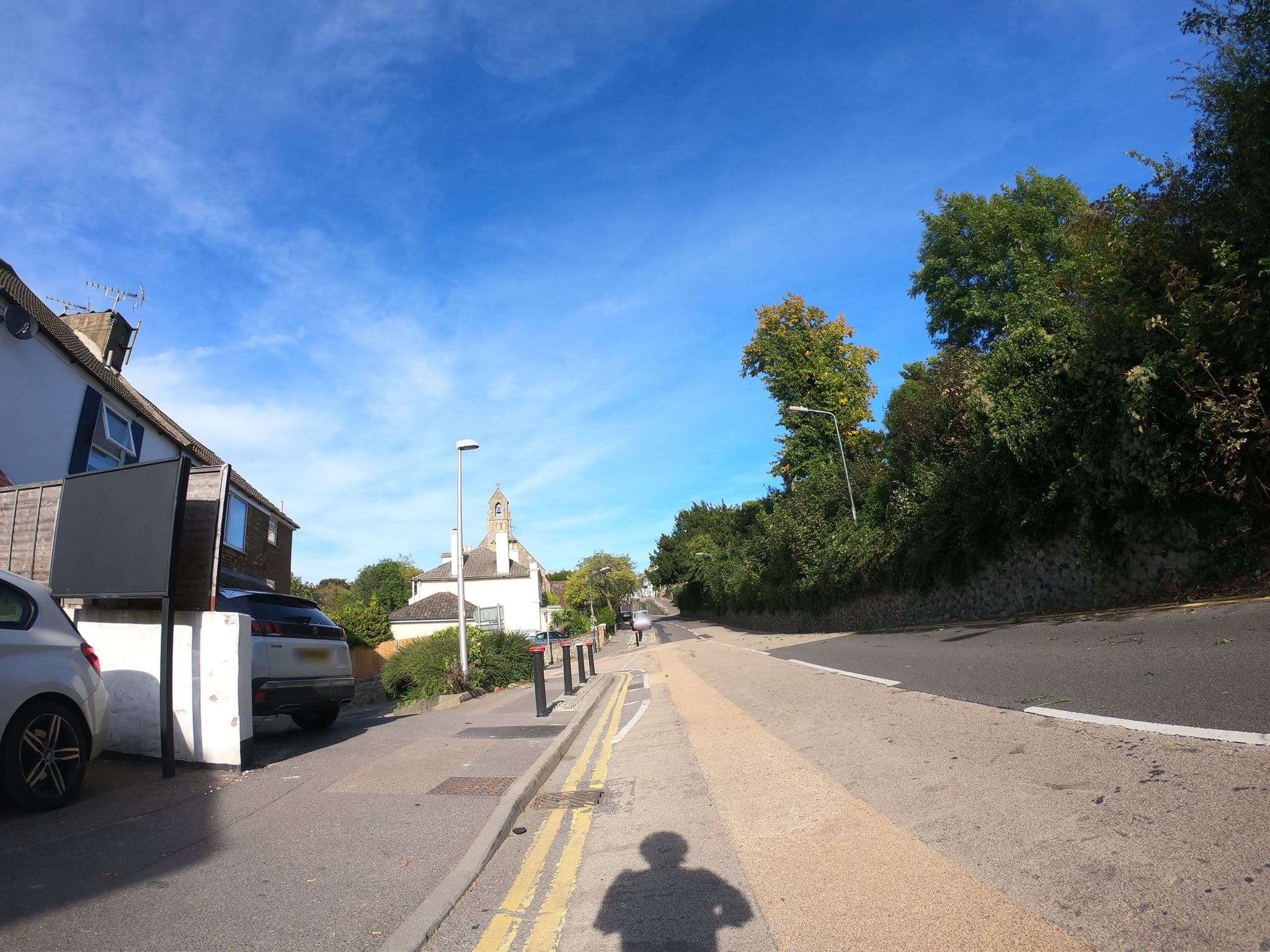Street view near The Sovereign B&B, Cuxton — © paulbiv (CC BY-SA · Mapillary)