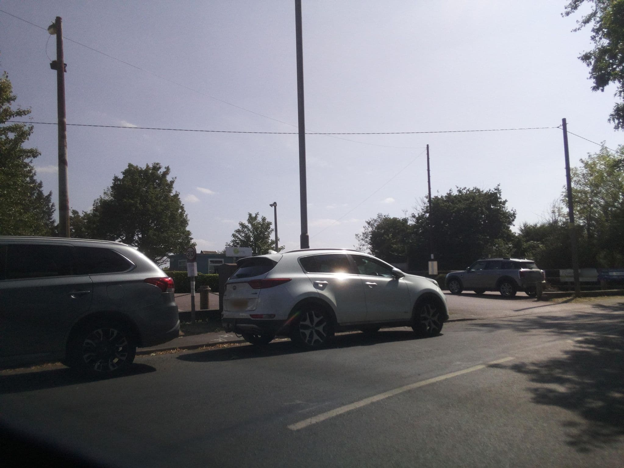 Street view near The Bell Inn Broadheath, Lower Broadheath — © southglos (CC BY-SA · Mapillary)