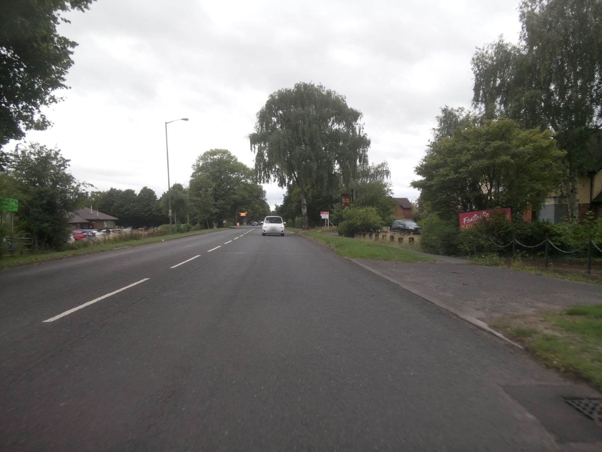 Street view near The Raven, Fernhill Heath — © southglos (CC BY-SA · Mapillary)