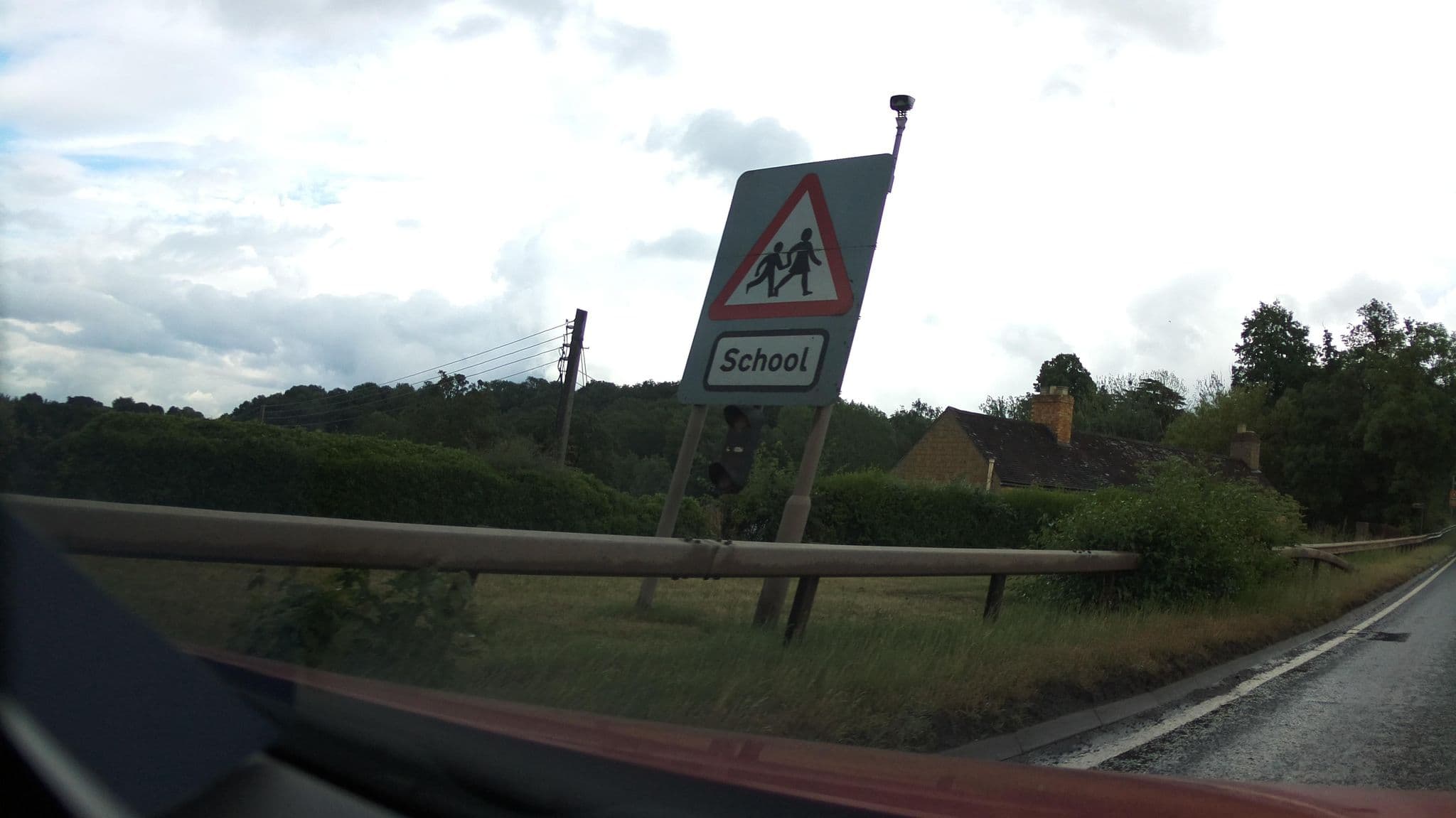 Street view near Mill House Caravan Site & Boatyard, Fernhill Heath — © southglos (CC BY-SA · Mapillary)