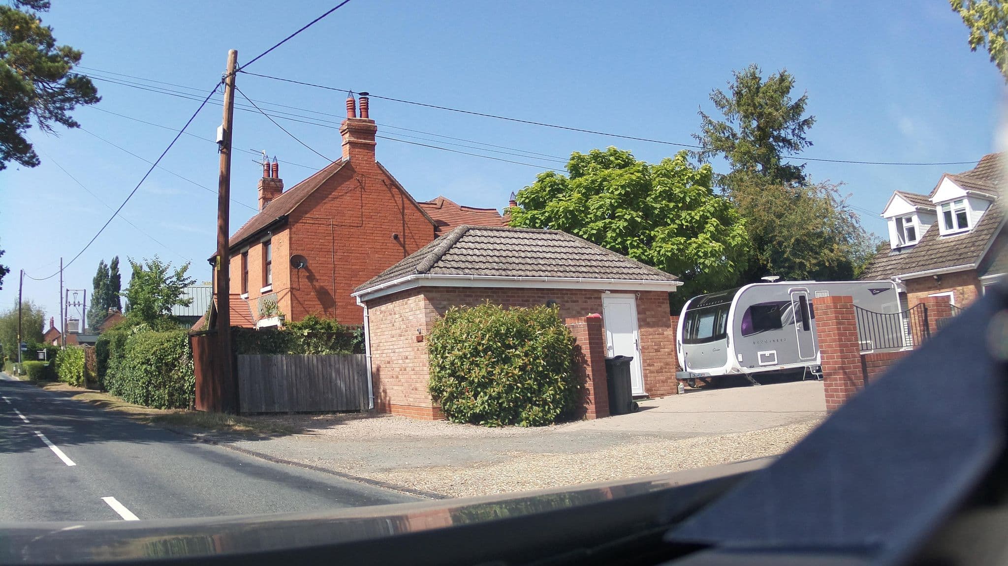 Street view near Walnut Tree Pet Hotel and Pet Sitting Service, Lower Broadheath — © southglos (CC BY-SA · Mapillary)