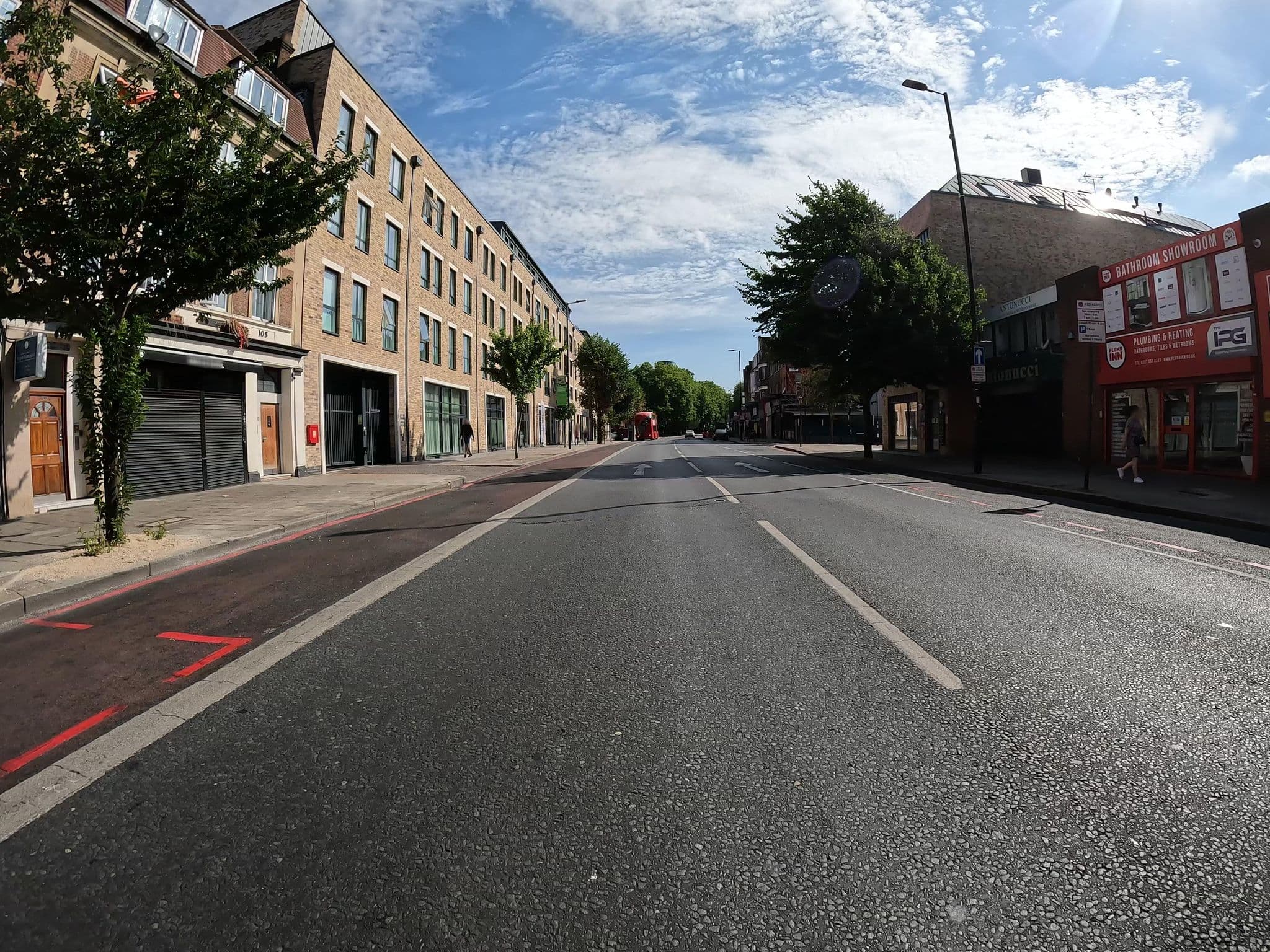 Street view near Argyle Apart Hotel, Holloway — © erias (CC BY-SA · Mapillary)