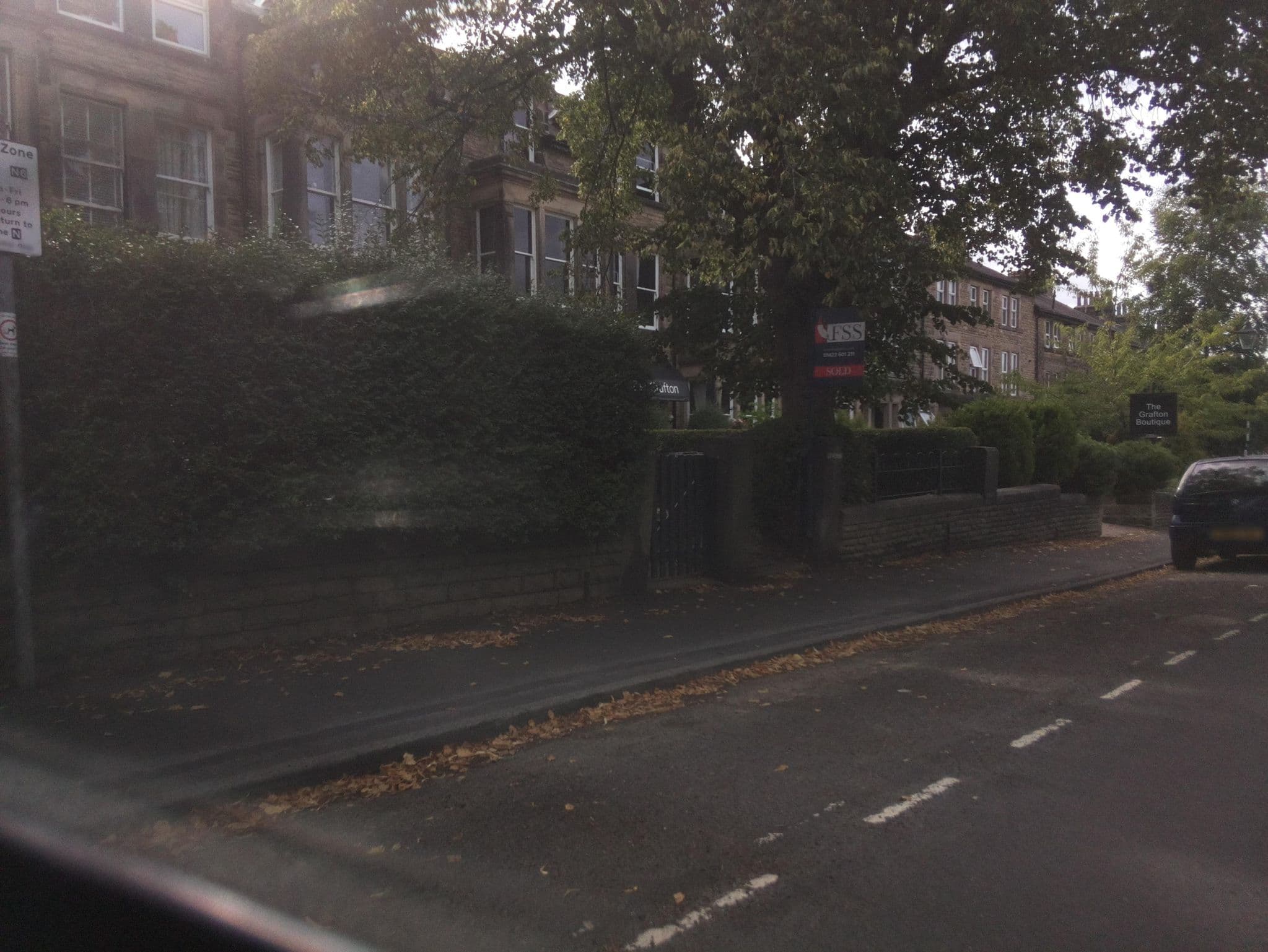 Street view near The Grafton, Harrogate — © southglos (CC BY-SA · Mapillary)