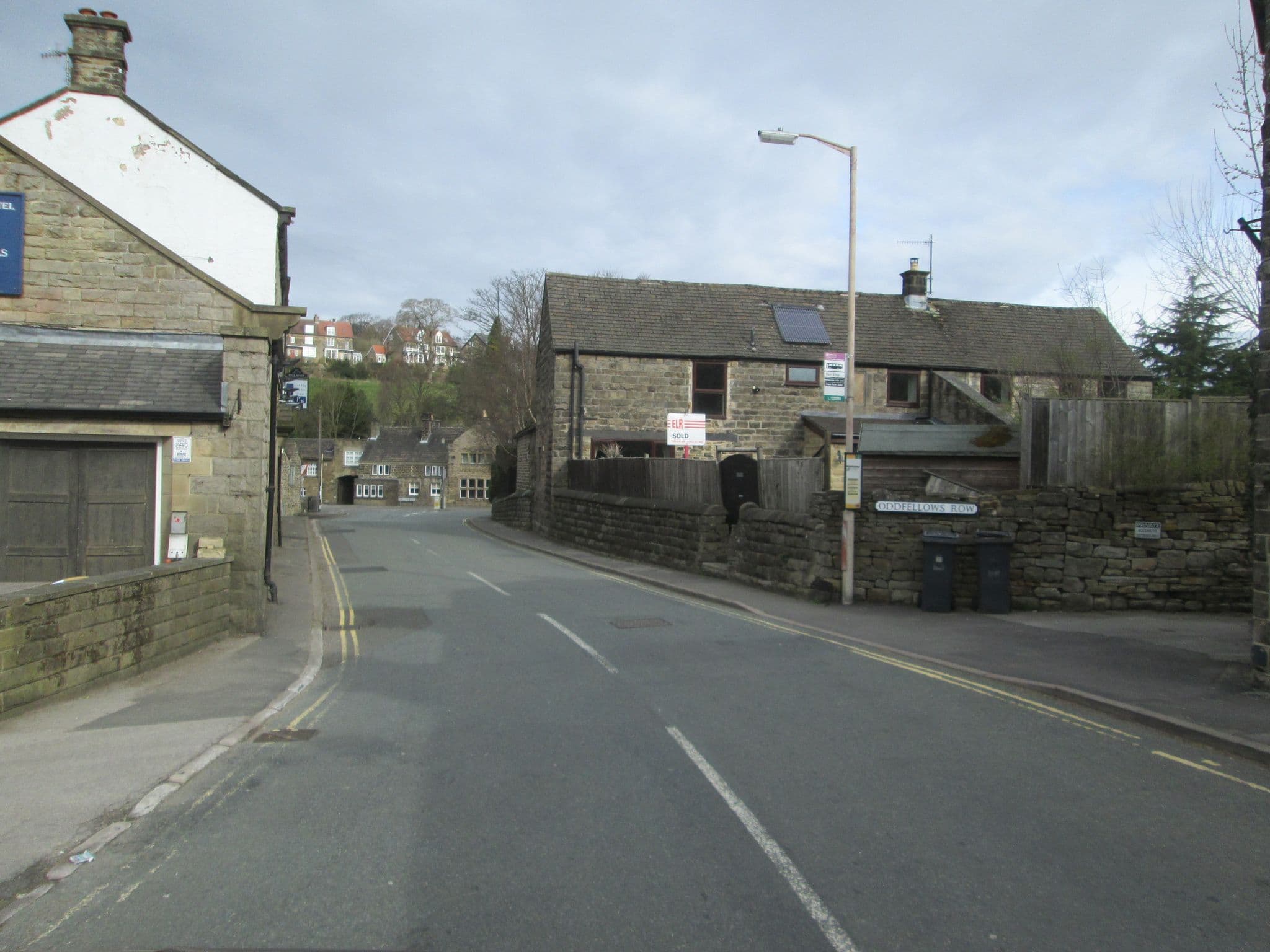 Street view near The Little John Hathersage, Hathersage — © dudone (CC BY-SA · Mapillary)