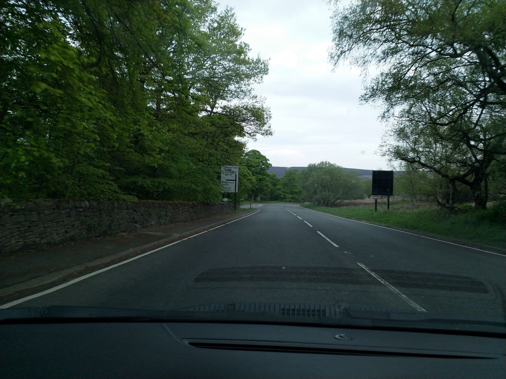 Street view near Innkeeper's Collection Hathersage, Peak District, Hathersage — © laye (CC BY-SA · Mapillary)
