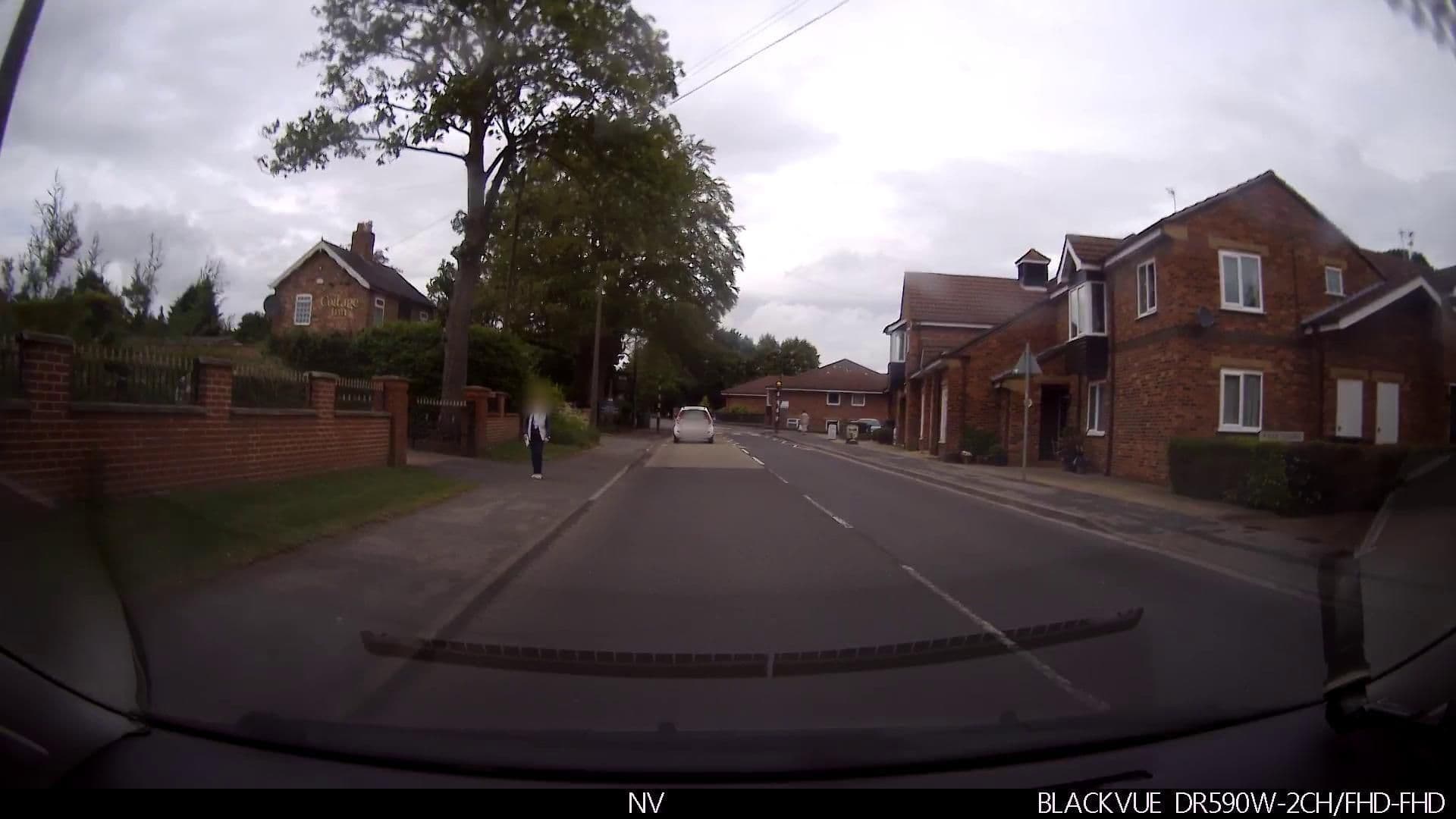 Street view near The Cottage Inn, Haxby — © lamaar639 (CC BY-SA · Mapillary)