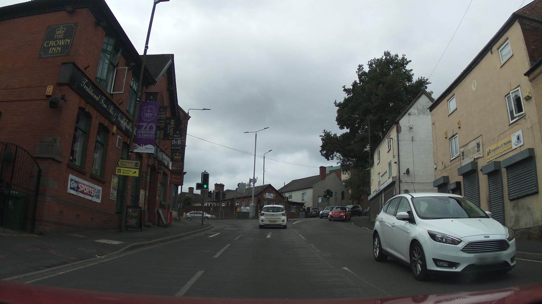 Street view near The Crown Inn, Heanor — © southglos (CC BY-SA · Mapillary)