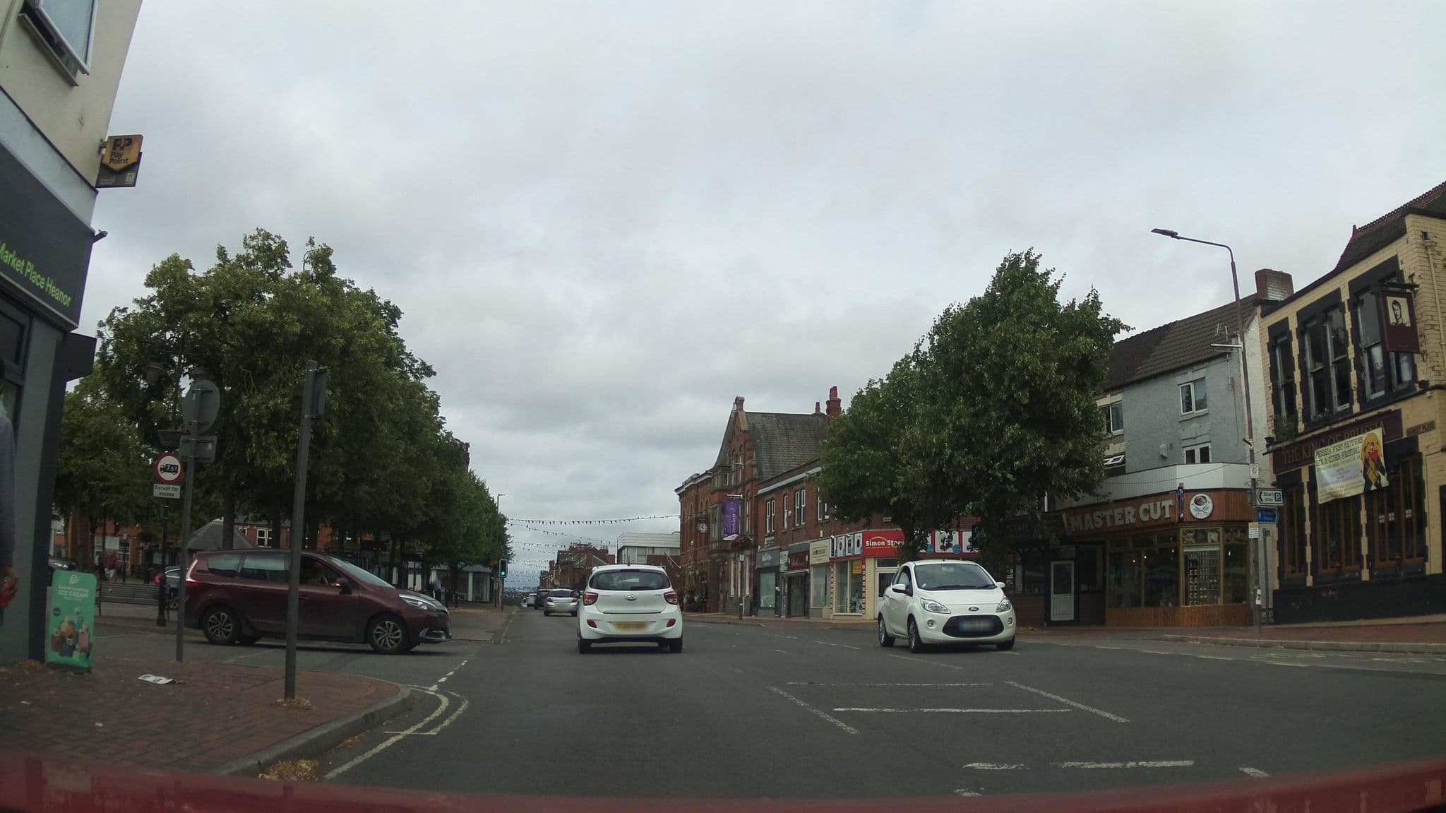 Street view near Market Hotel, Heanor — © southglos (CC BY-SA · Mapillary)