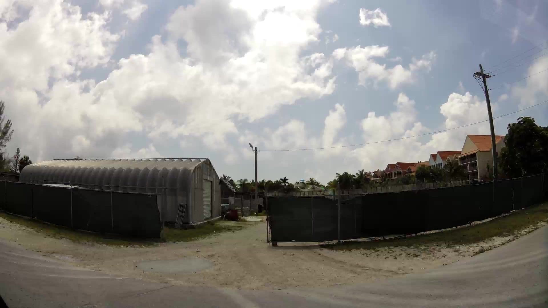 Street view near Obera Beach #105, Lucaya — © kaartcam (CC BY-SA · Mapillary)