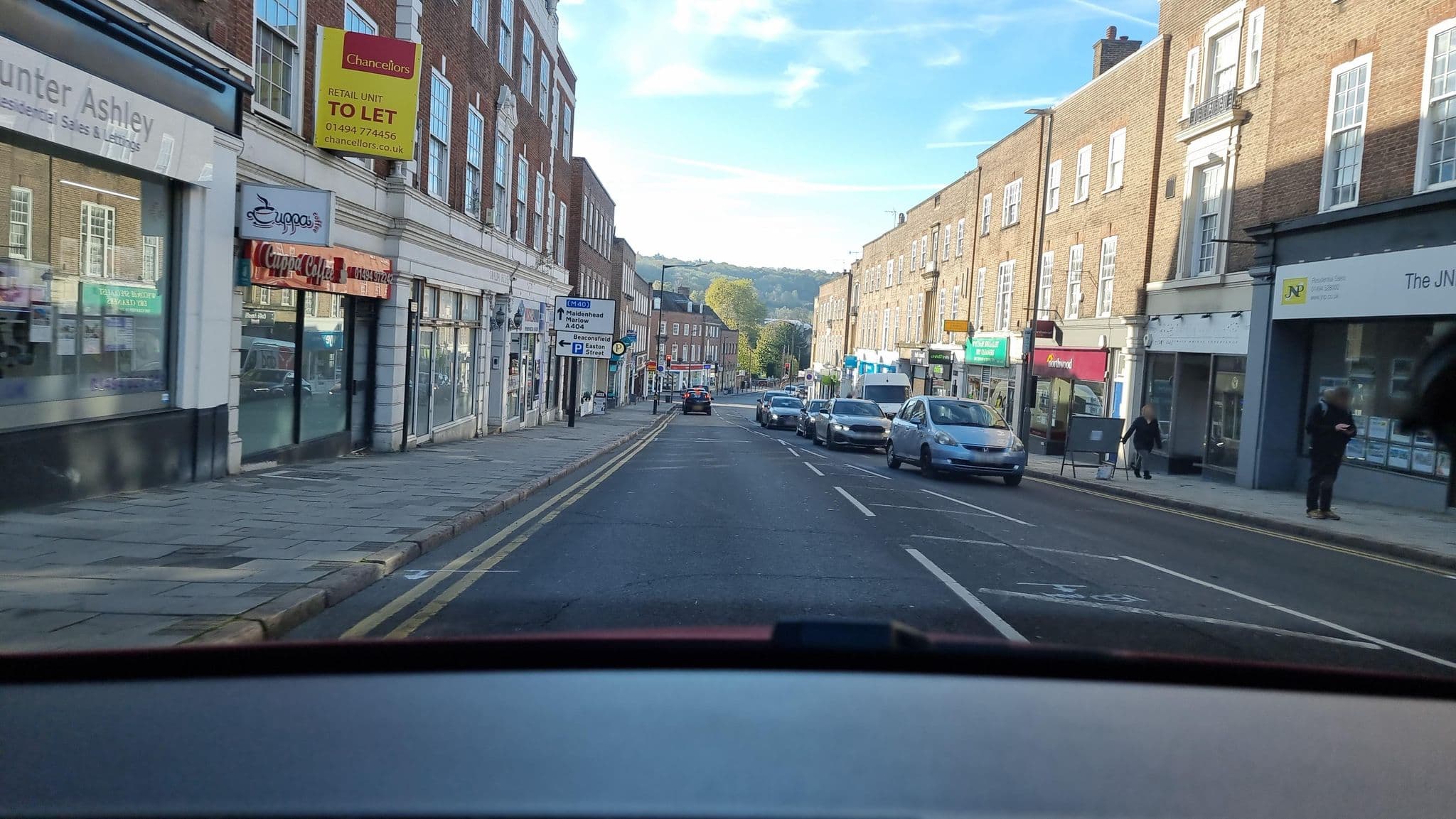 Street view near Crendon House Boutique Hotel, High Wycombe — © alexanderar (CC BY-SA · Mapillary)