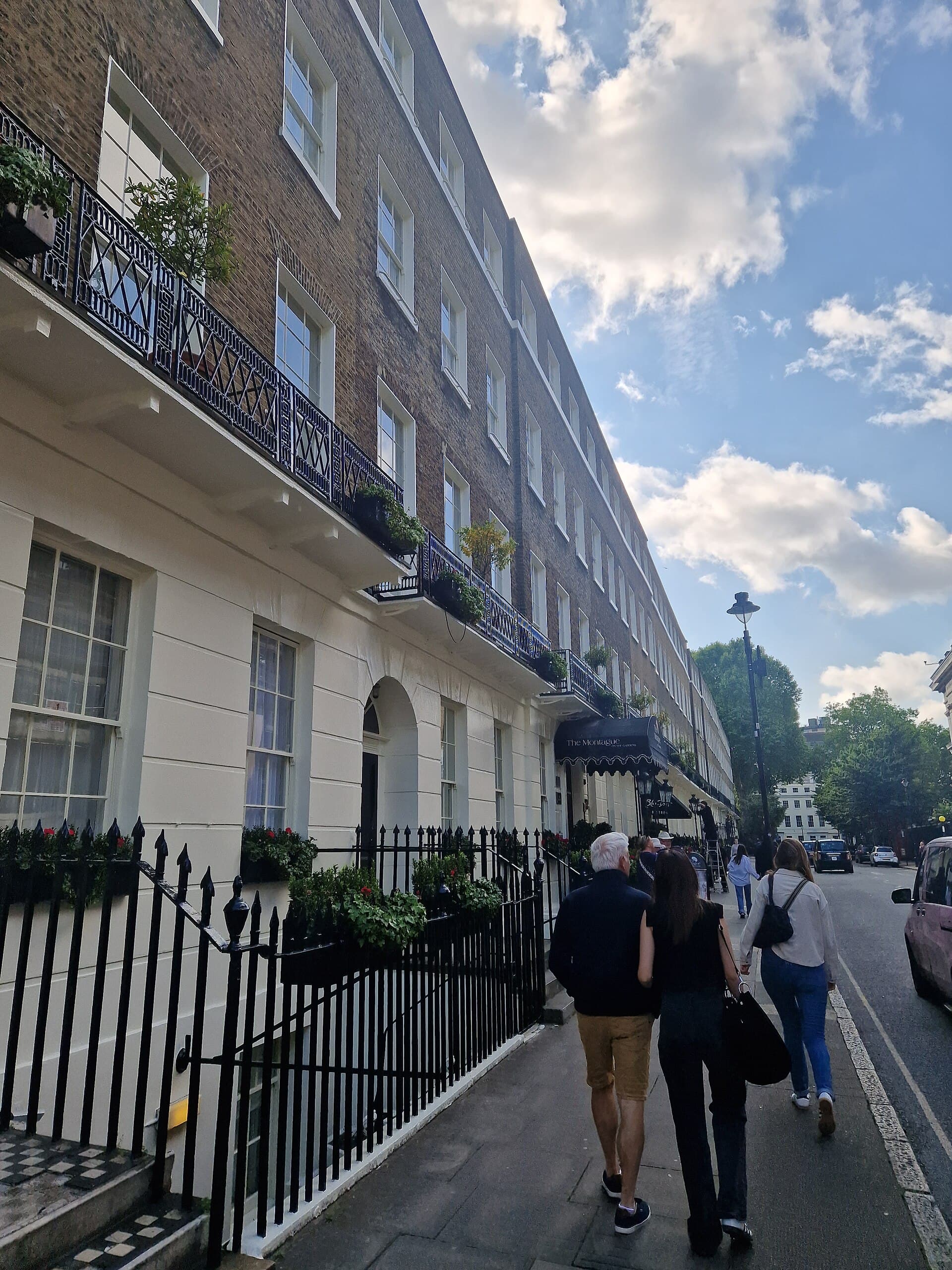 The Montague on the Gardens (via Wikimedia Commons, CC BY-SA 4.0)