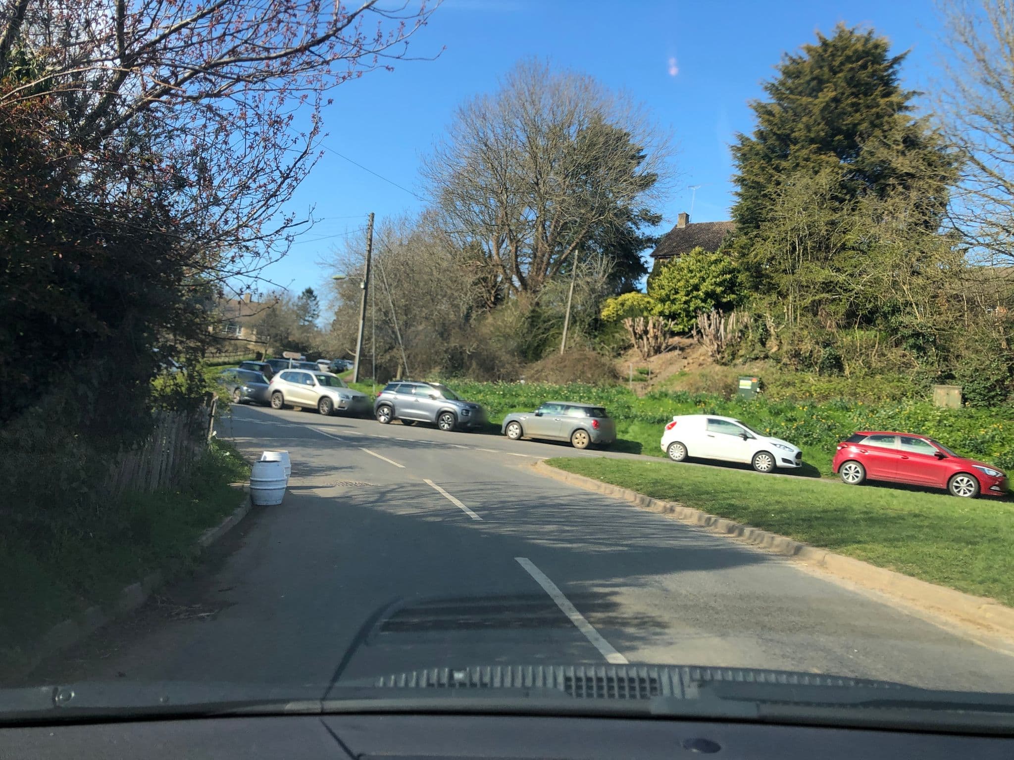 Street view near Pear Tree Inn, Hook Norton — © laye (CC BY-SA · Mapillary)
