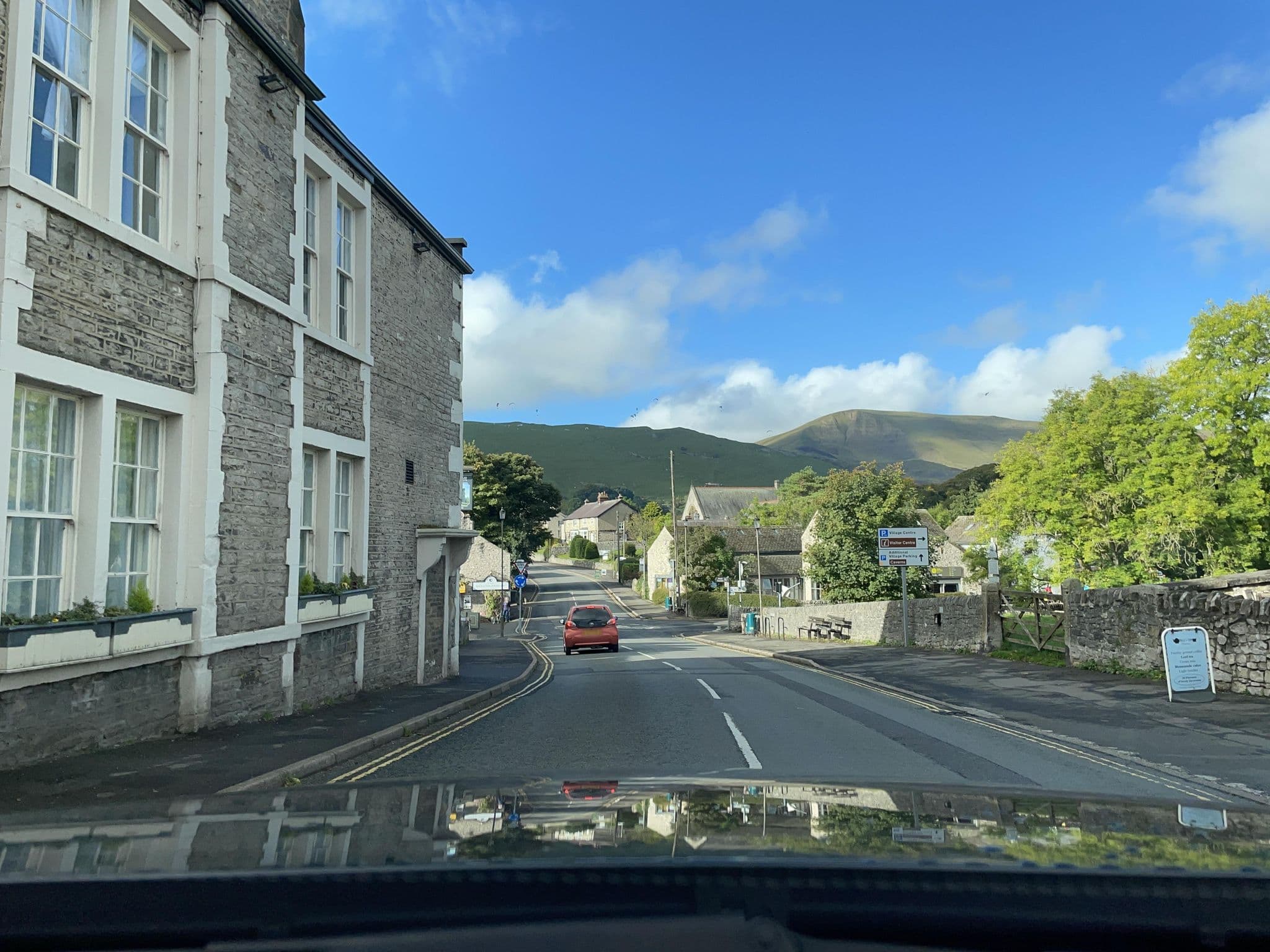 Street view near Bulls Head, Castleton, Hope Valley — © wasd42 (CC BY-SA · Mapillary)
