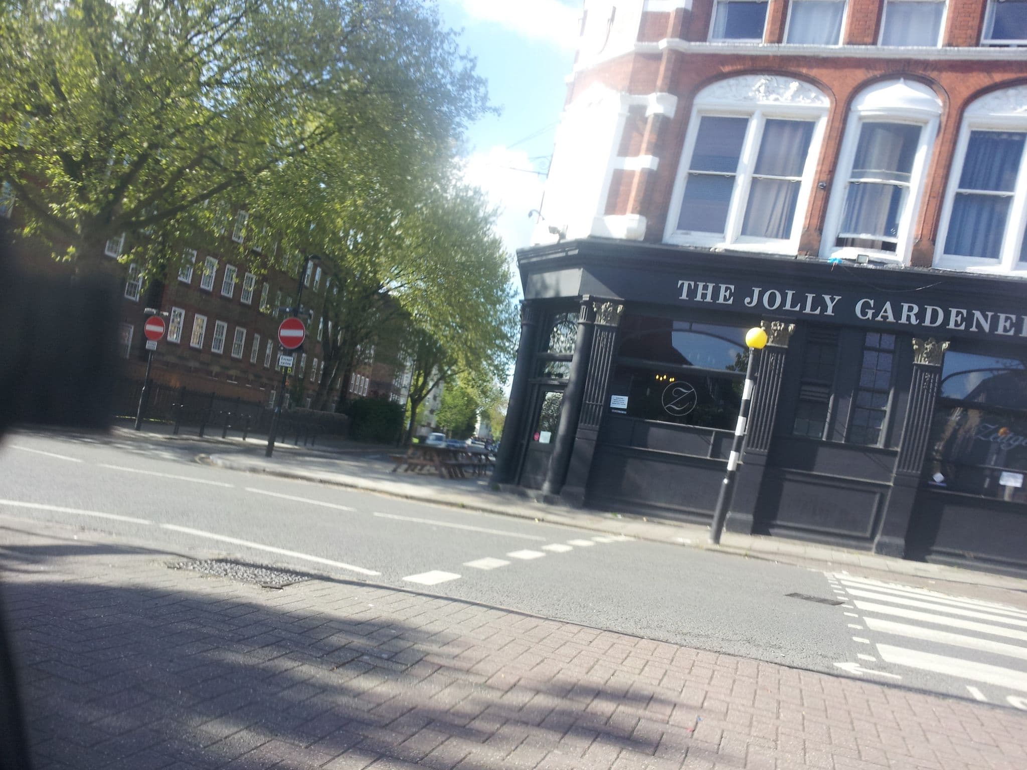 Street view near The Prince, Lambeth — © paulbiv (CC BY-SA · Mapillary)