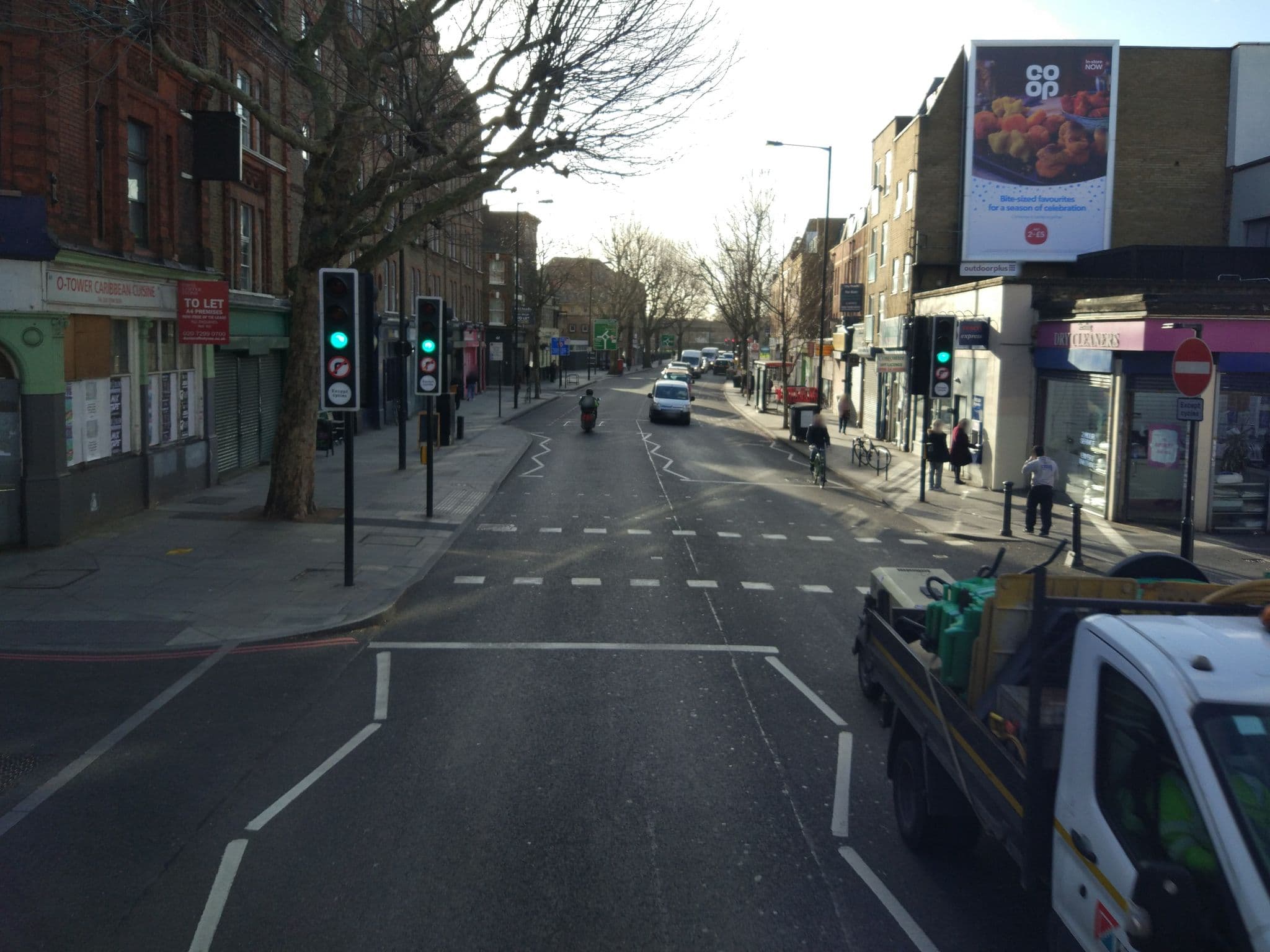 Street view near Towerbridge64, Lambeth — © vlivyur (CC BY-SA · Mapillary)