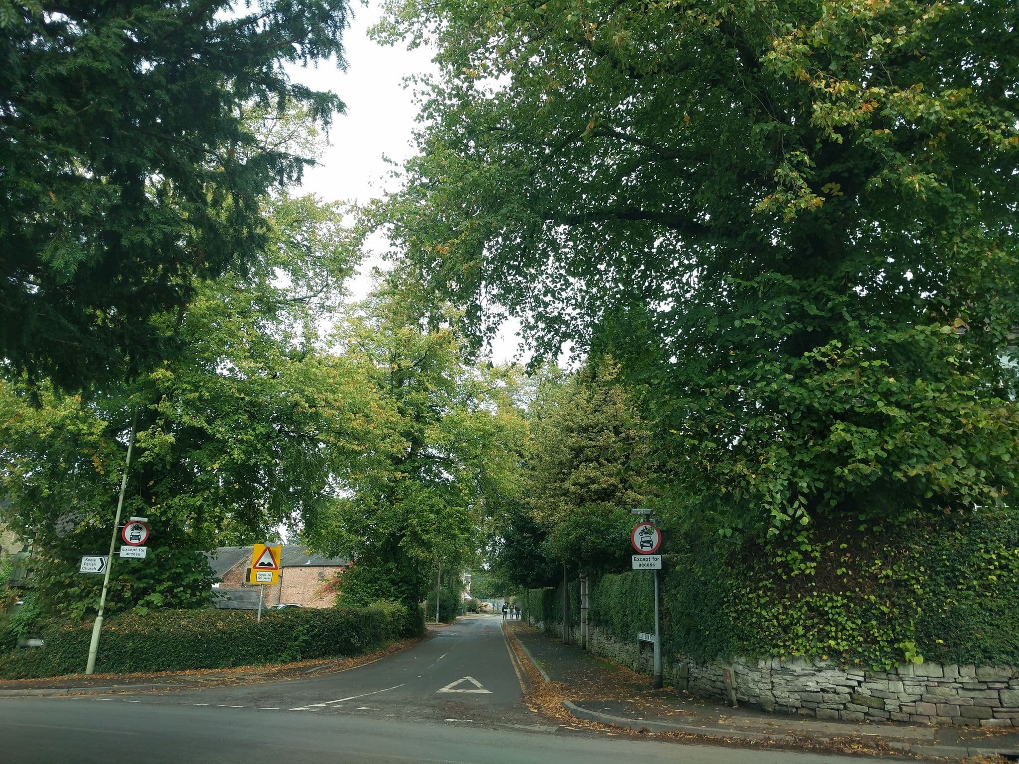 Street view near The Old School Keele Bed and Breakfast, Keele — © adam2 (CC BY-SA · Mapillary)