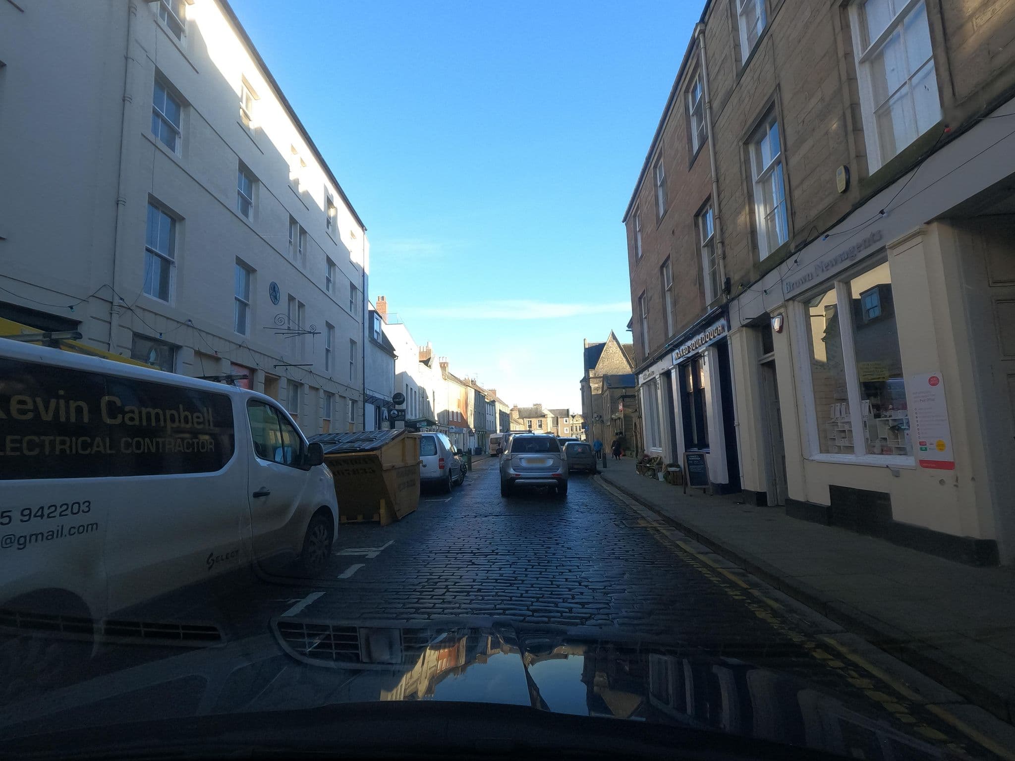 Street view near Kelso Cobbles, Kelso — © floatingboater (CC BY-SA · Mapillary)