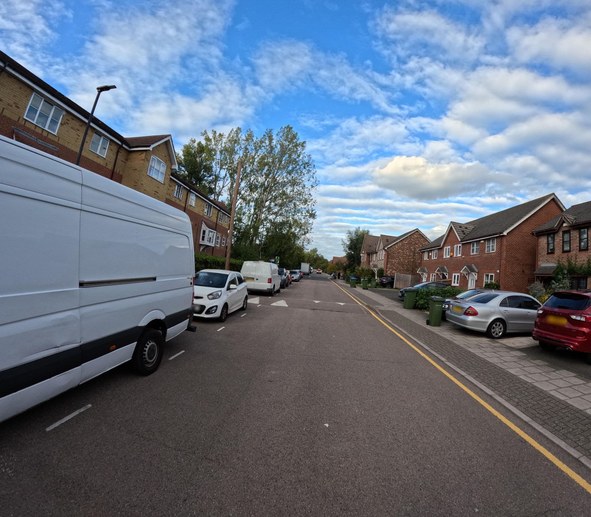 Street view near London 02 Arena Cool Off Family hub, Kidbrooke — © wasd42 (CC BY-SA · Mapillary)