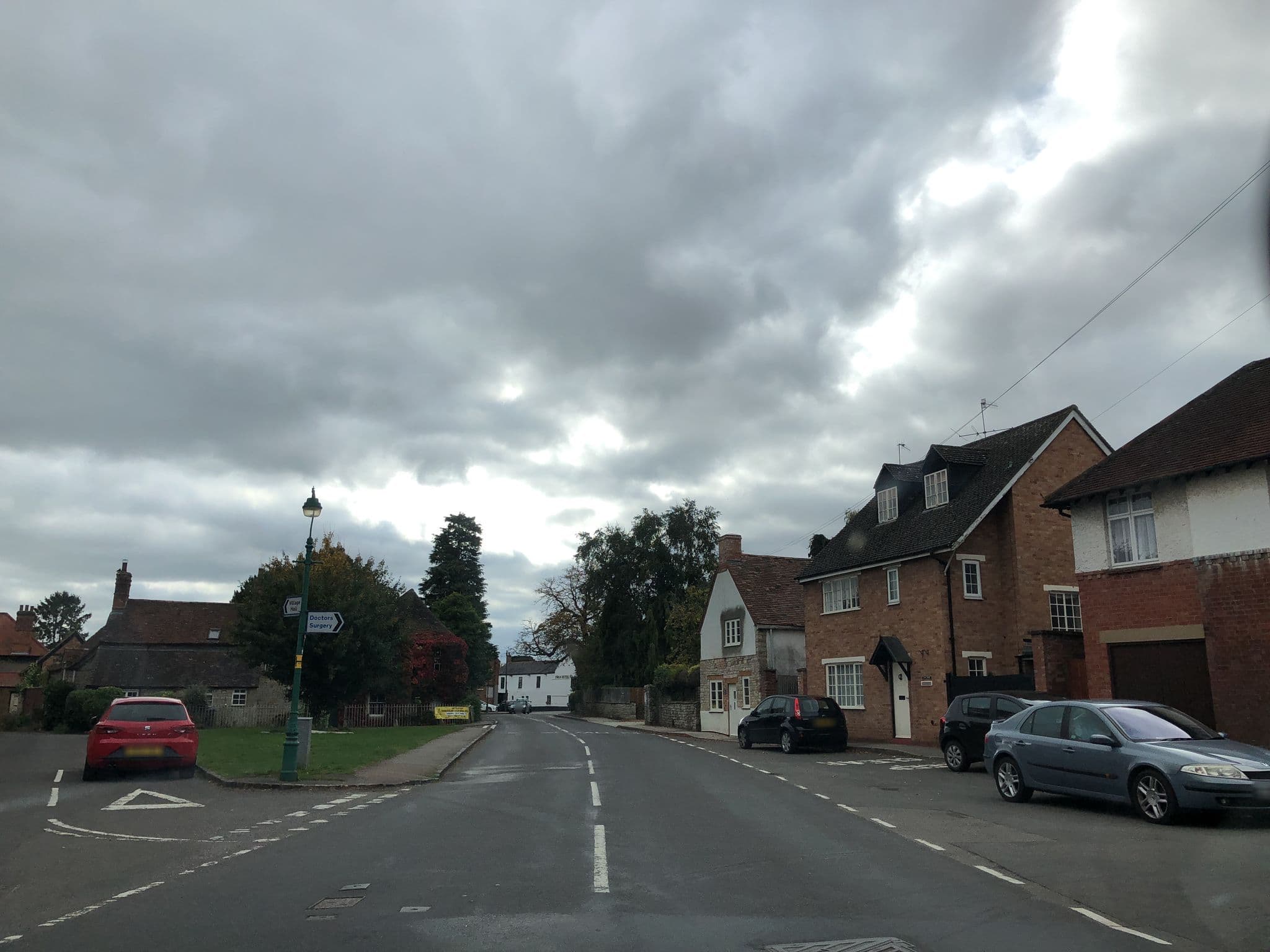 Street view near Corner Cottage Bakery, Kineton — © laye (CC BY-SA · Mapillary)