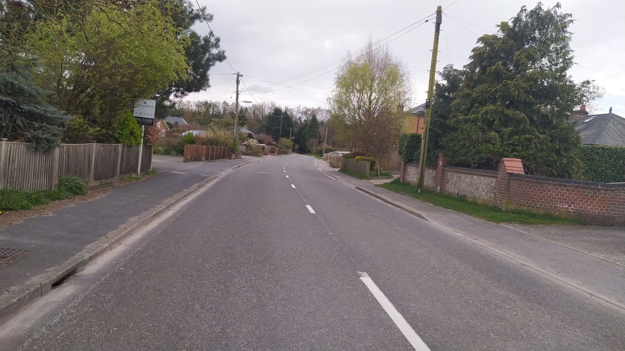 Street view near Crowded House, Kings Worthy — © noid (CC BY-SA · Mapillary)