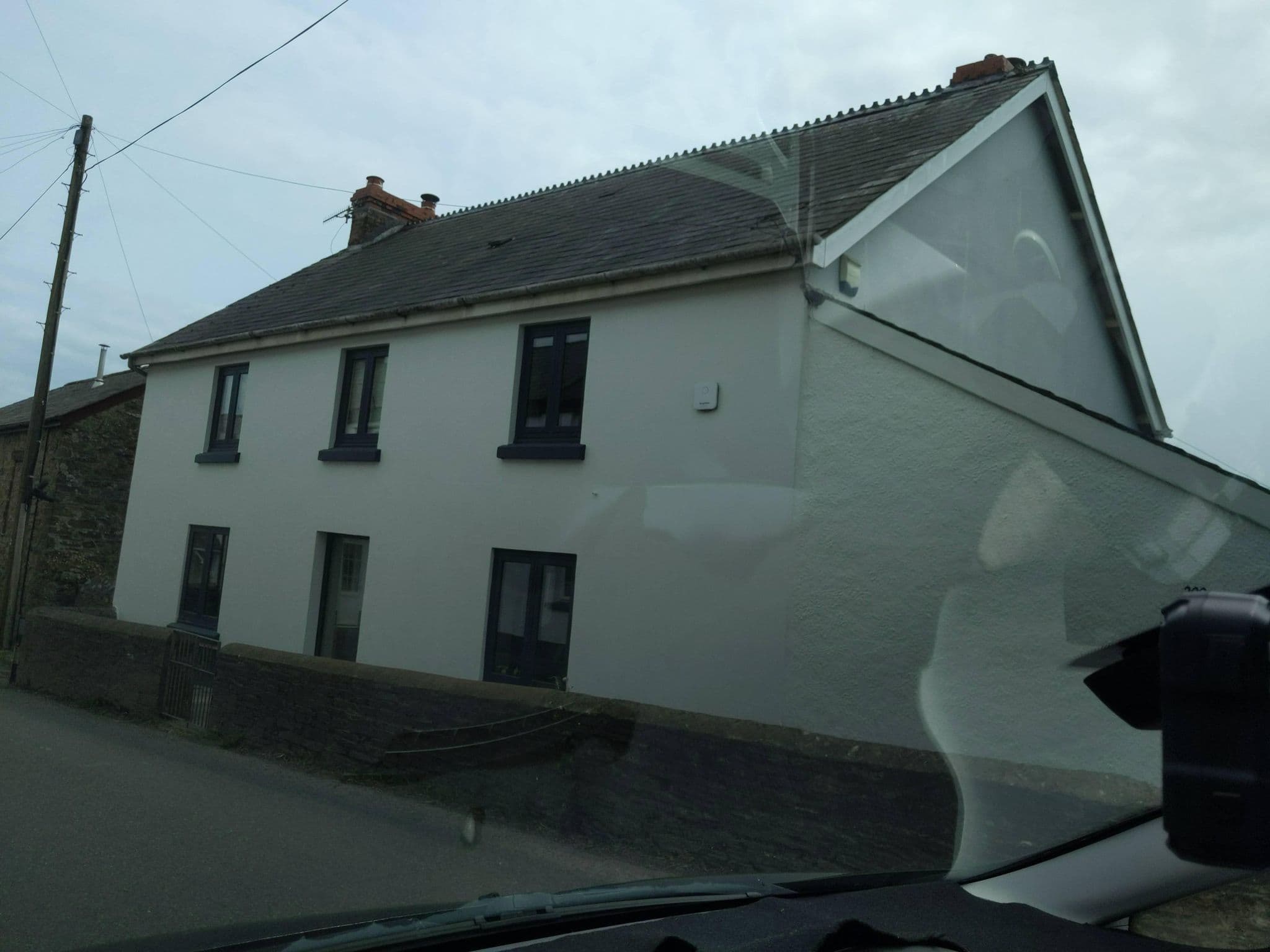 Street view near Seaflowers, Kingsbridge — © WaggyDog (CC BY-SA · Mapillary)